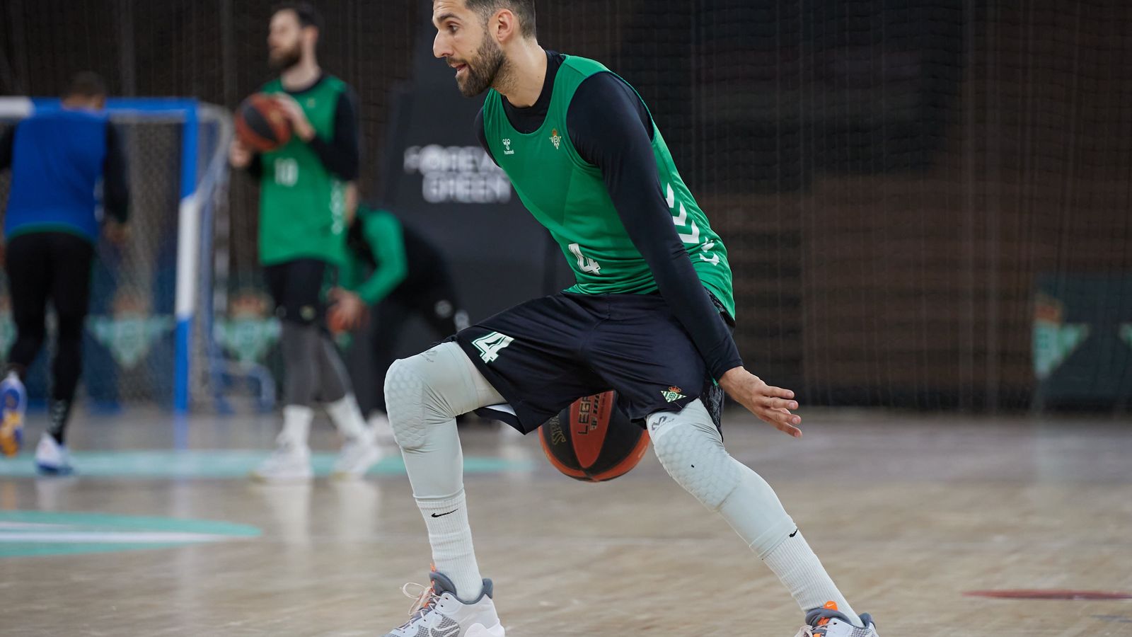 Cvetkovic, durante un entrenamiento en San Pablo del Betis Baloncesto.