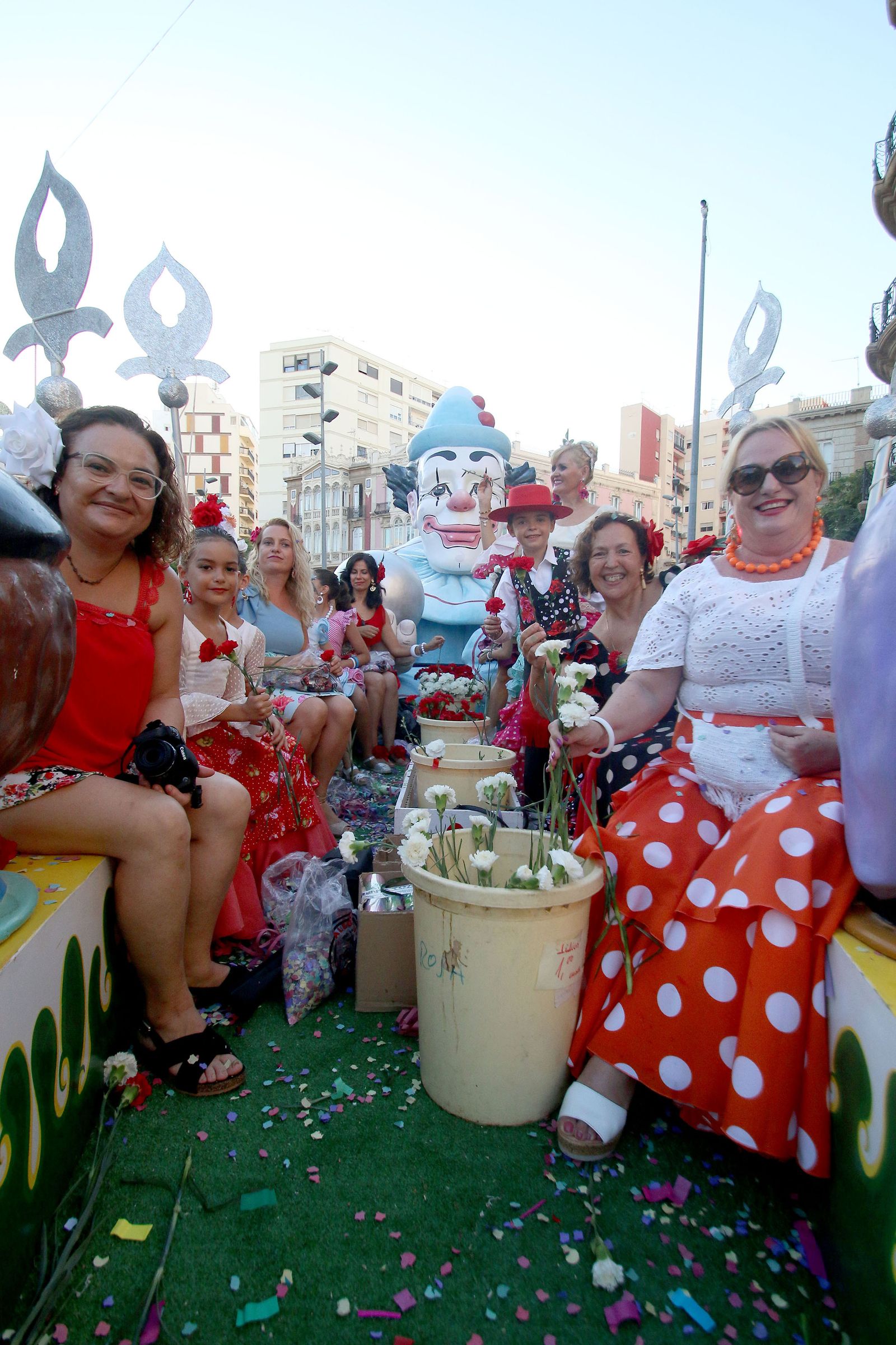 Fotogalería de la Batalla de Flores. Feria de Almería 2019