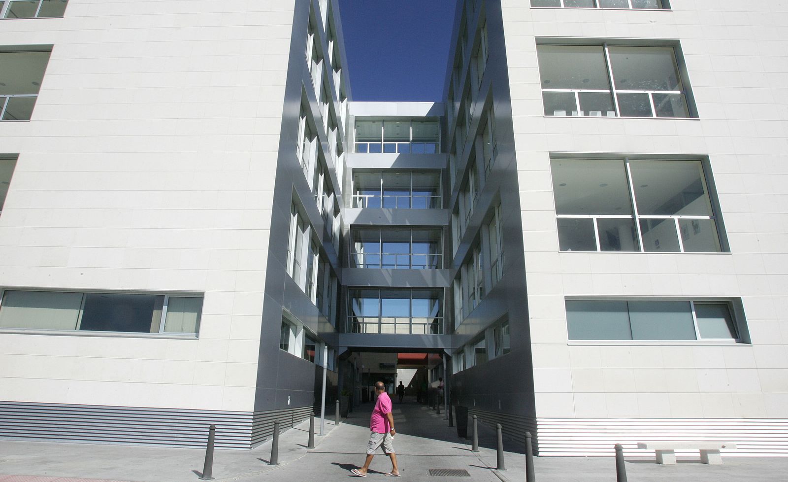 Edificio de consultas externas del hospital de Jerez.