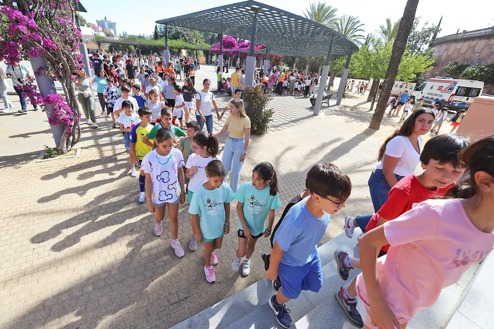 Imágenes Simulacro de Tsunami en el Colegio Funcadia Huelva
