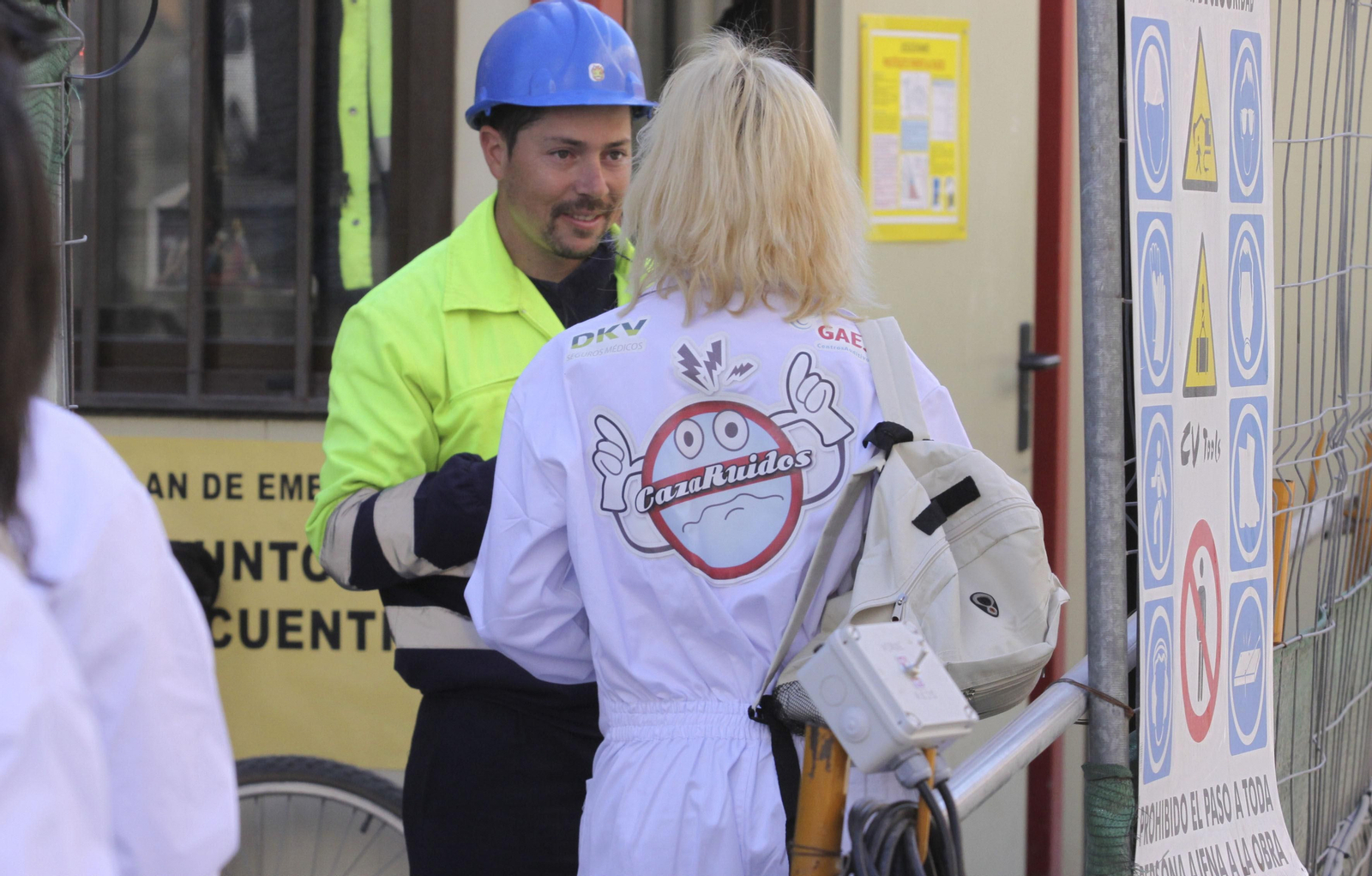 Uniforme de una camapaña de concienciación contra el ruido con guiño a los 'Cazafantasmas'