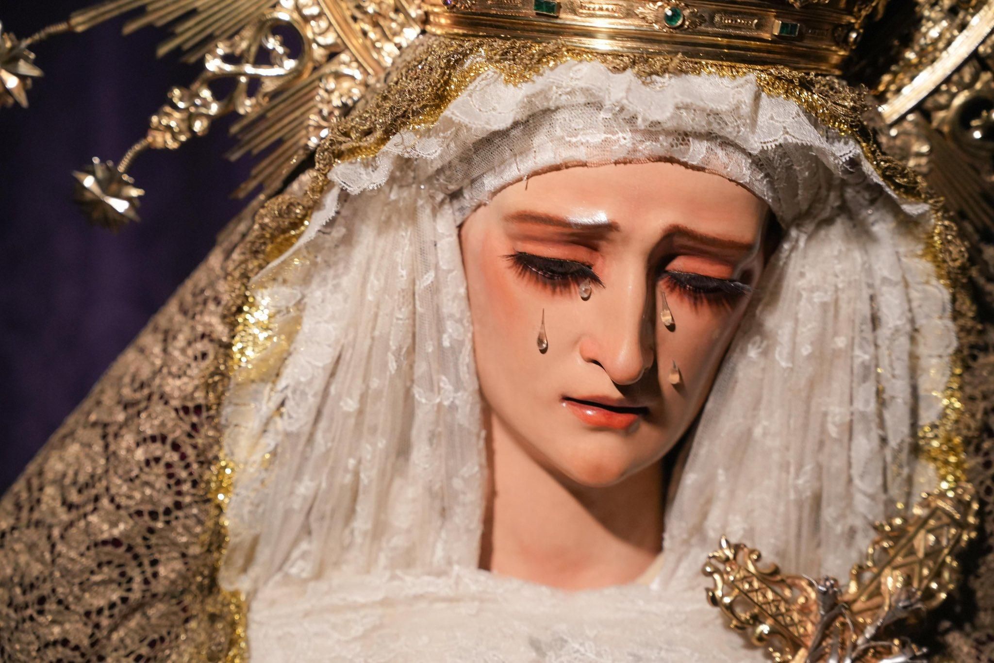 Así regresa la Virgen de las Lágrimas tras la leve restauración de Pedro Manzano