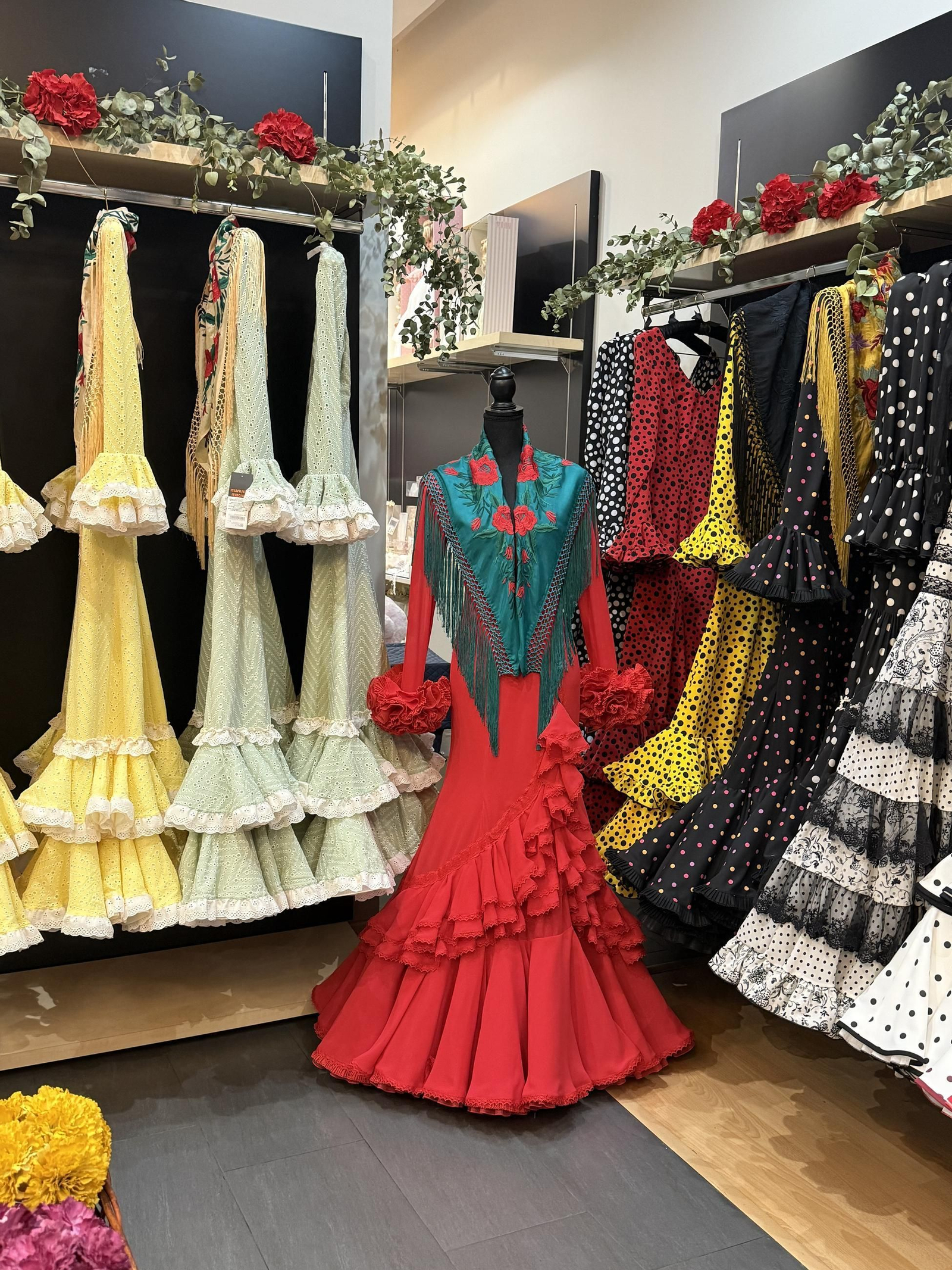 Las mejores imágenes de la presentación de la nueva colección de flamenca de La Annica