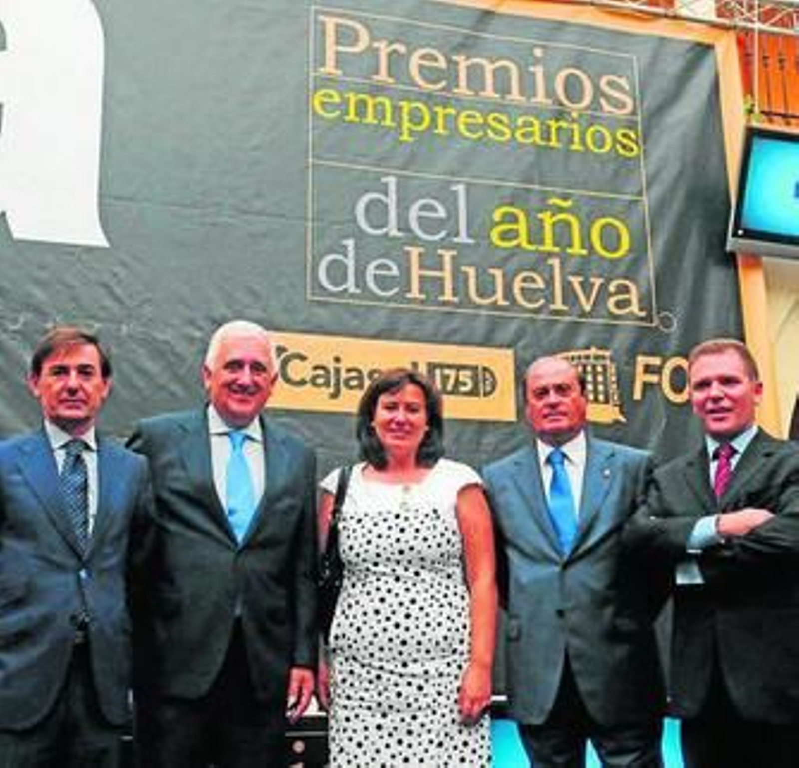 Responsables de las organizaciones empresariales tras el encuentro.