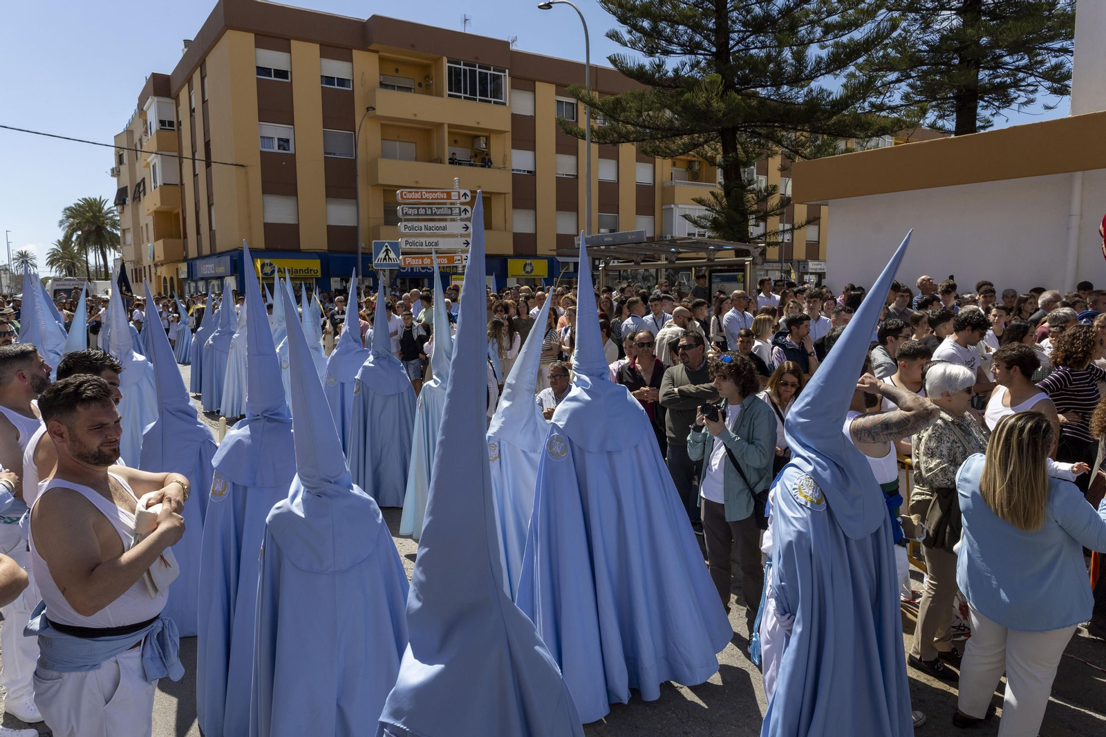 Imágenes de la salida de la Borriquita en la Semana Santa de El Puerto 2025
