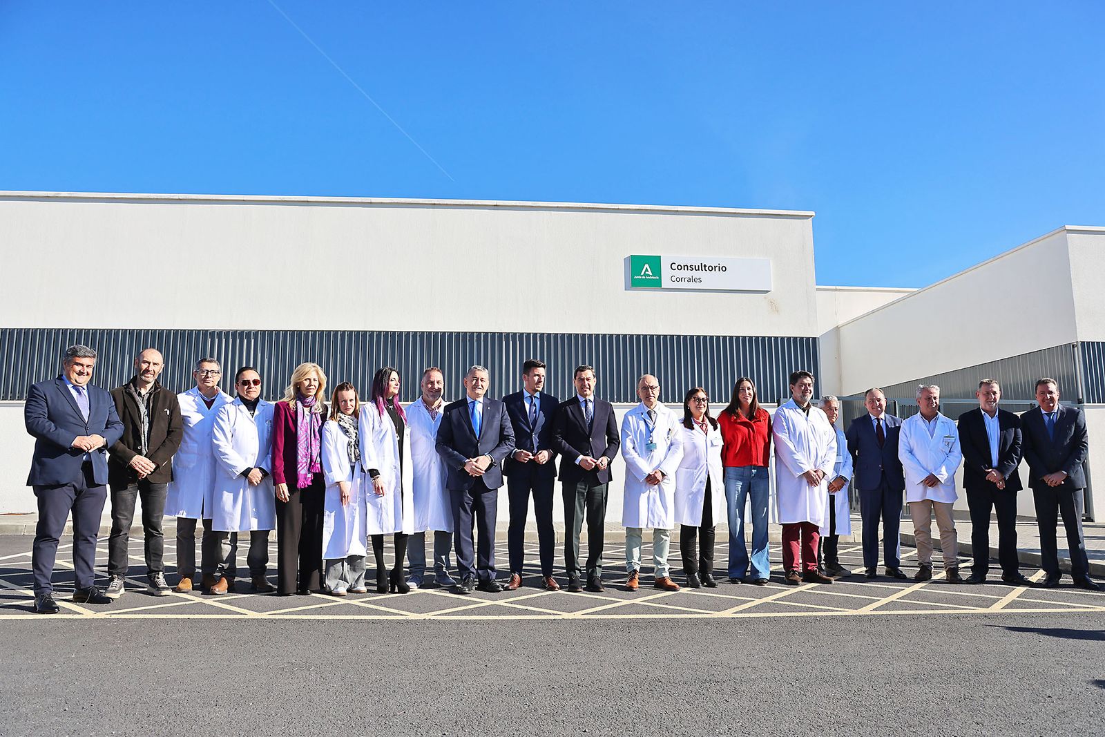 Las fotografías de la inauguración del consultorio de salud de Corrales.