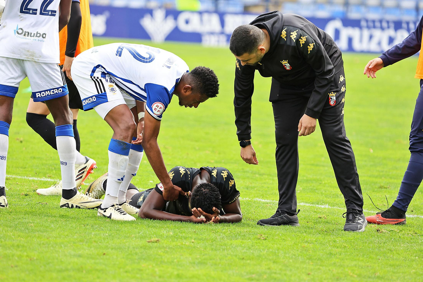 Imágenes del encuentro entre el Recreativo de Huelva y la AD Ceuta FC