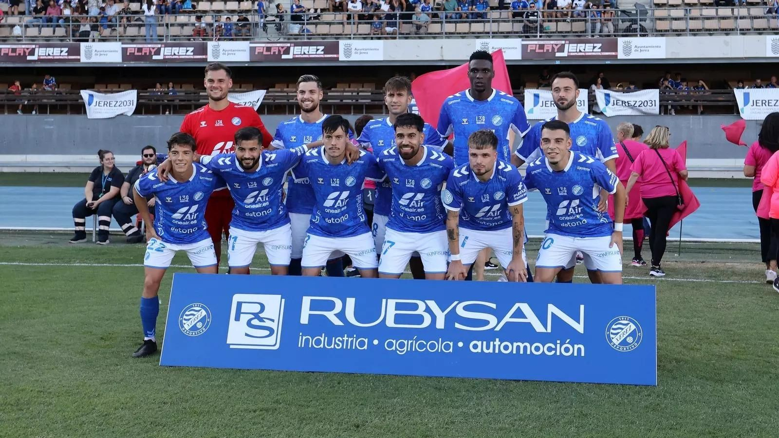 Formación inicial que presentó el Xerez DFC contra el Águilas.