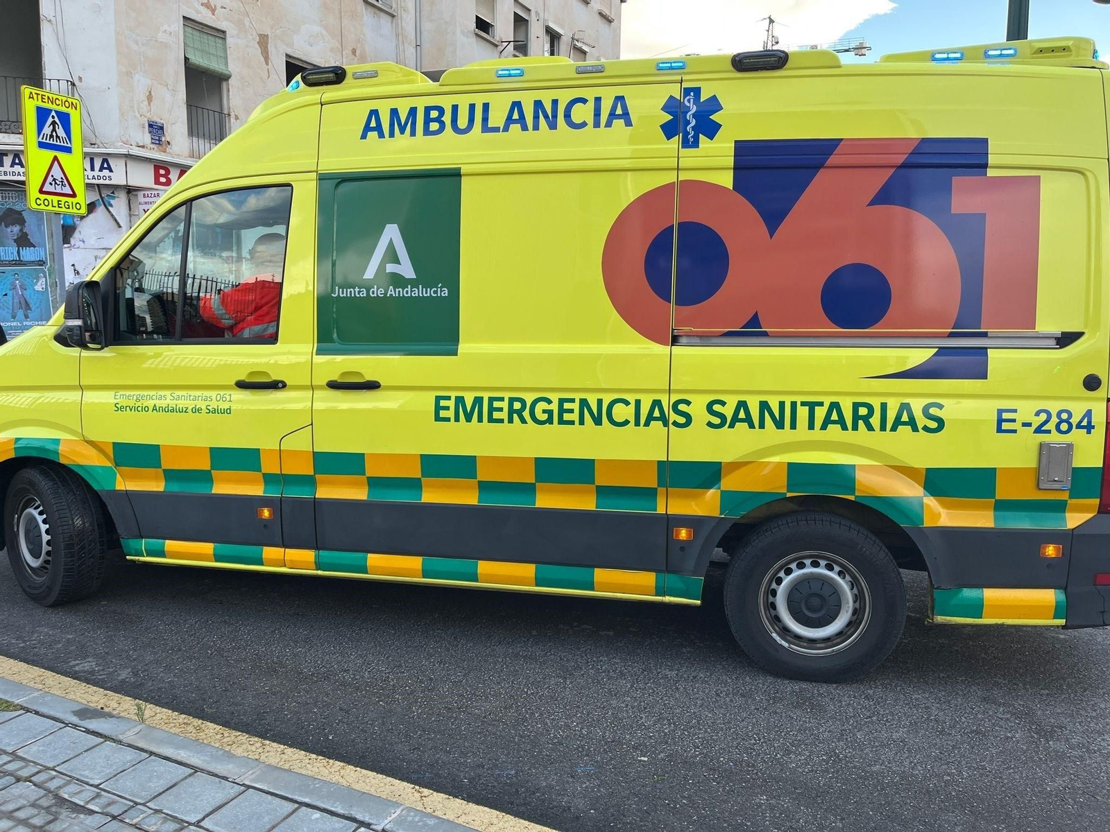 Ambulancia  de emergencias sanitarias del 061.