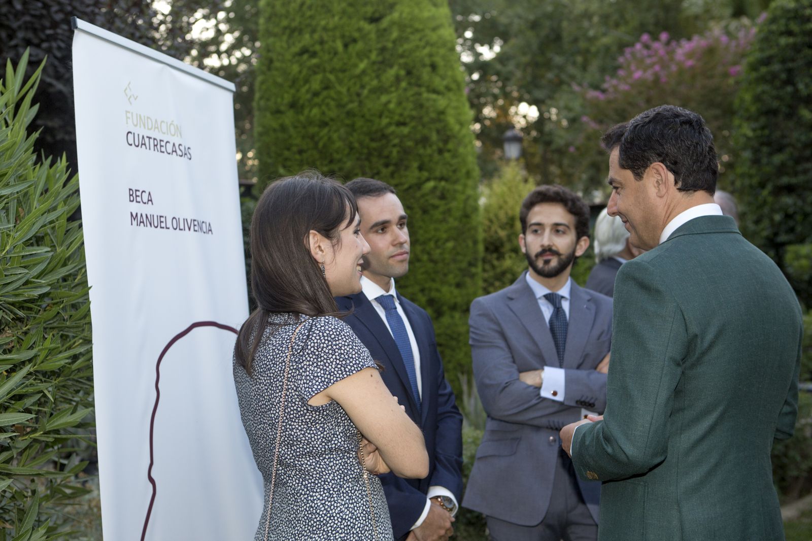 Las imágenes de la entrega de la Beca Manuel Olivencia