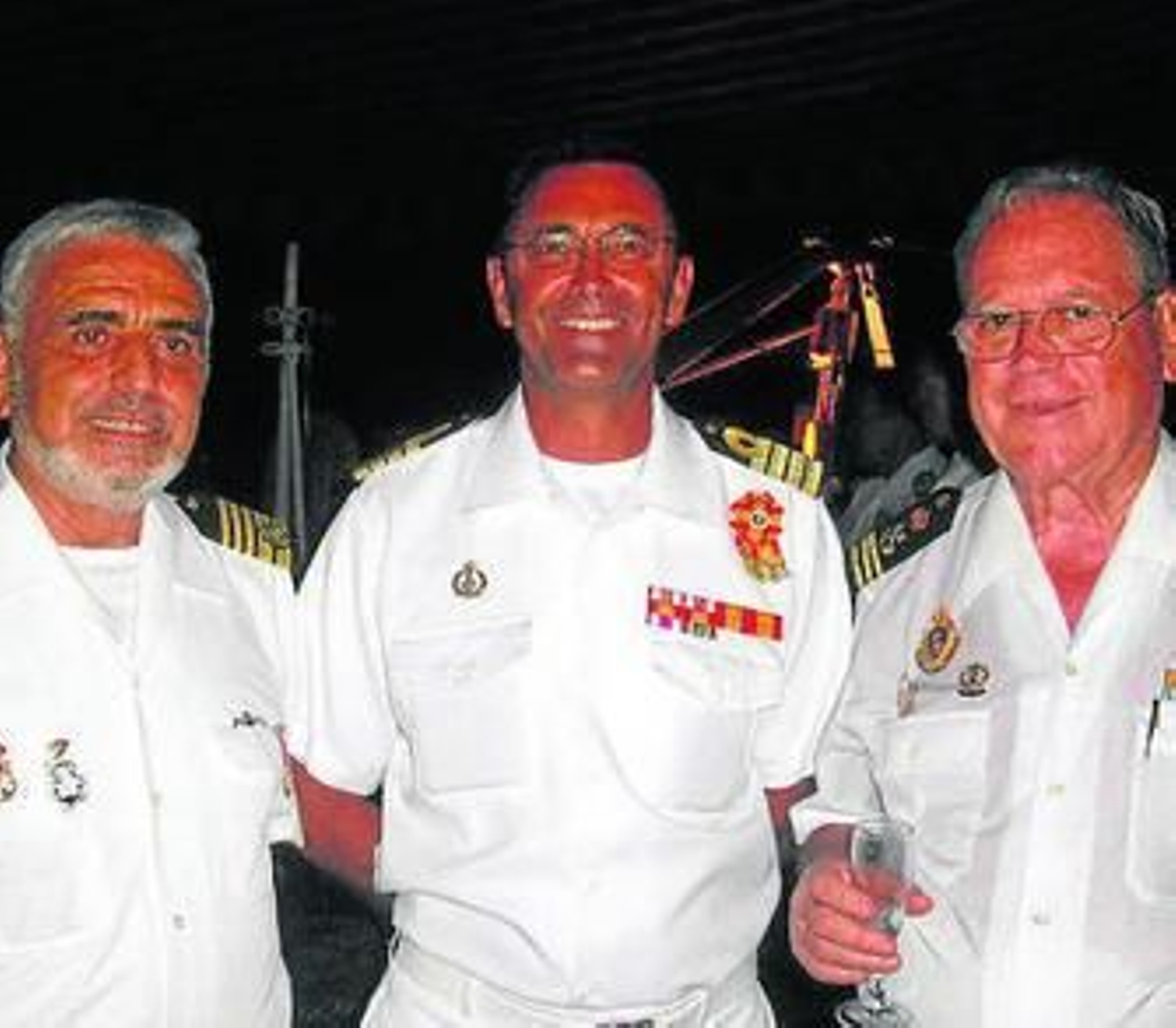 Los cónsules Roberto Echevarría, Humberto Urteaga, José Carlos Ruiz-Berdejo, Julio Azancott, Alejandra Gutierrez, Emilio Núñez, Fernando Lepiani, Federico Sahagún y Jorge Faure.