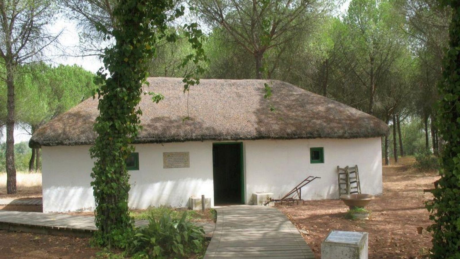 Antiguo chozo de la zona de El Rocío, junto a La Rocina