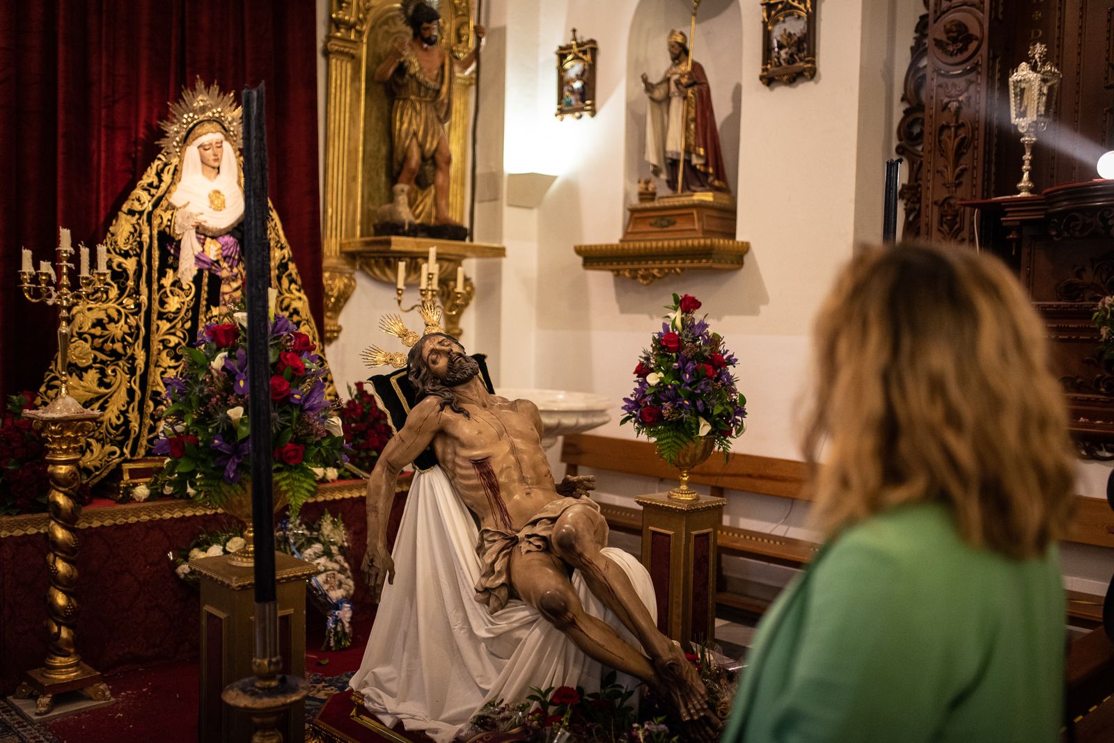 Jueves Santo: Imágenes de las Hermandades del Nazareno y Oración en el Huerto