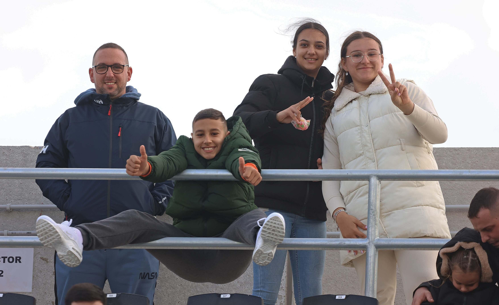 Búscate en el Ciudad de La Línea durante el Balona - Cádiz Mirandilla de Segunda RFEF Búscate en el Ciudad de La Línea durante el Balona - Cádiz Mirandilla de Segunda RFEF