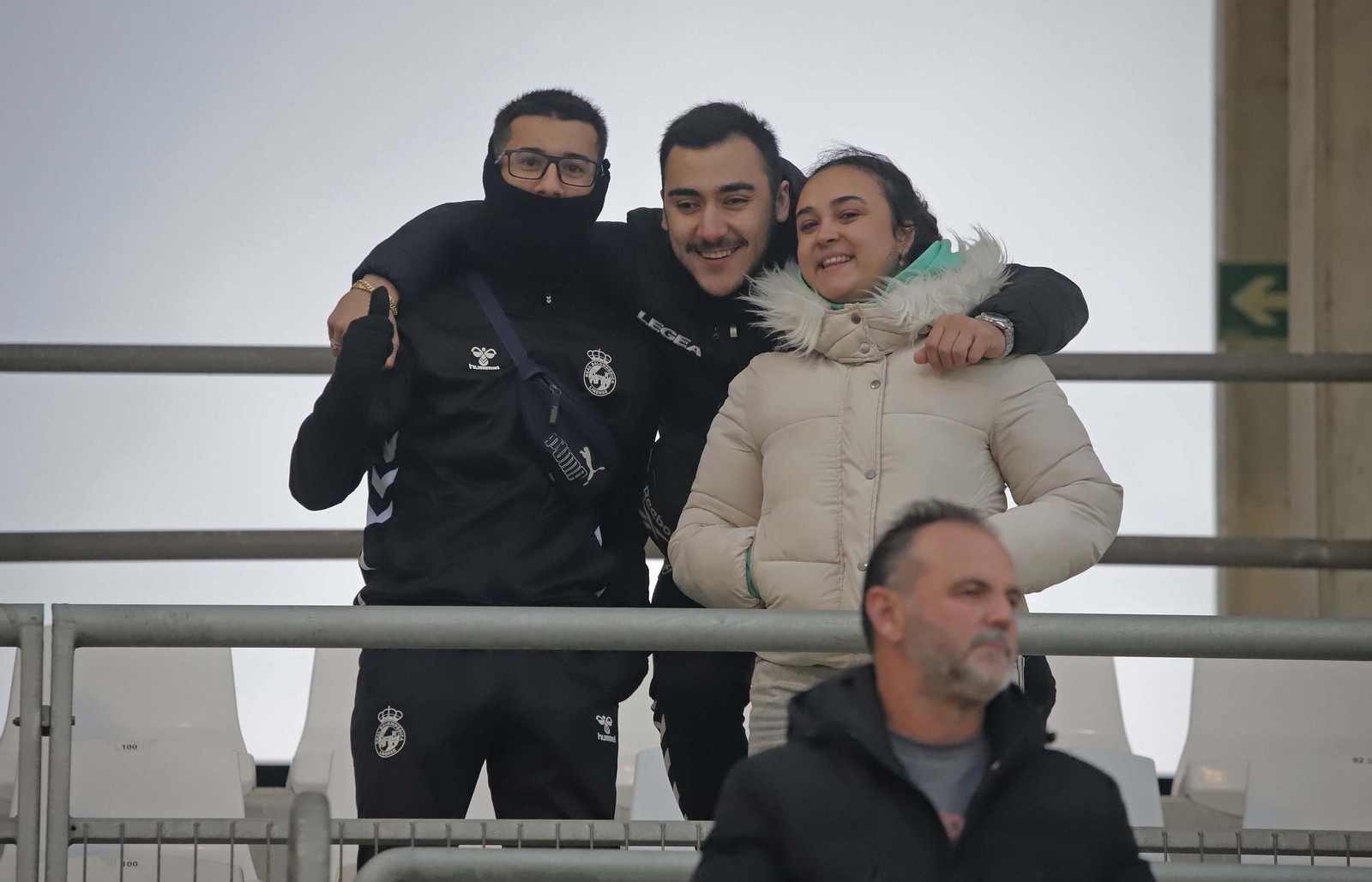 Búscate en el Ciudad de La Línea durante el Balona - Dos Hermanas de Tercera Federación