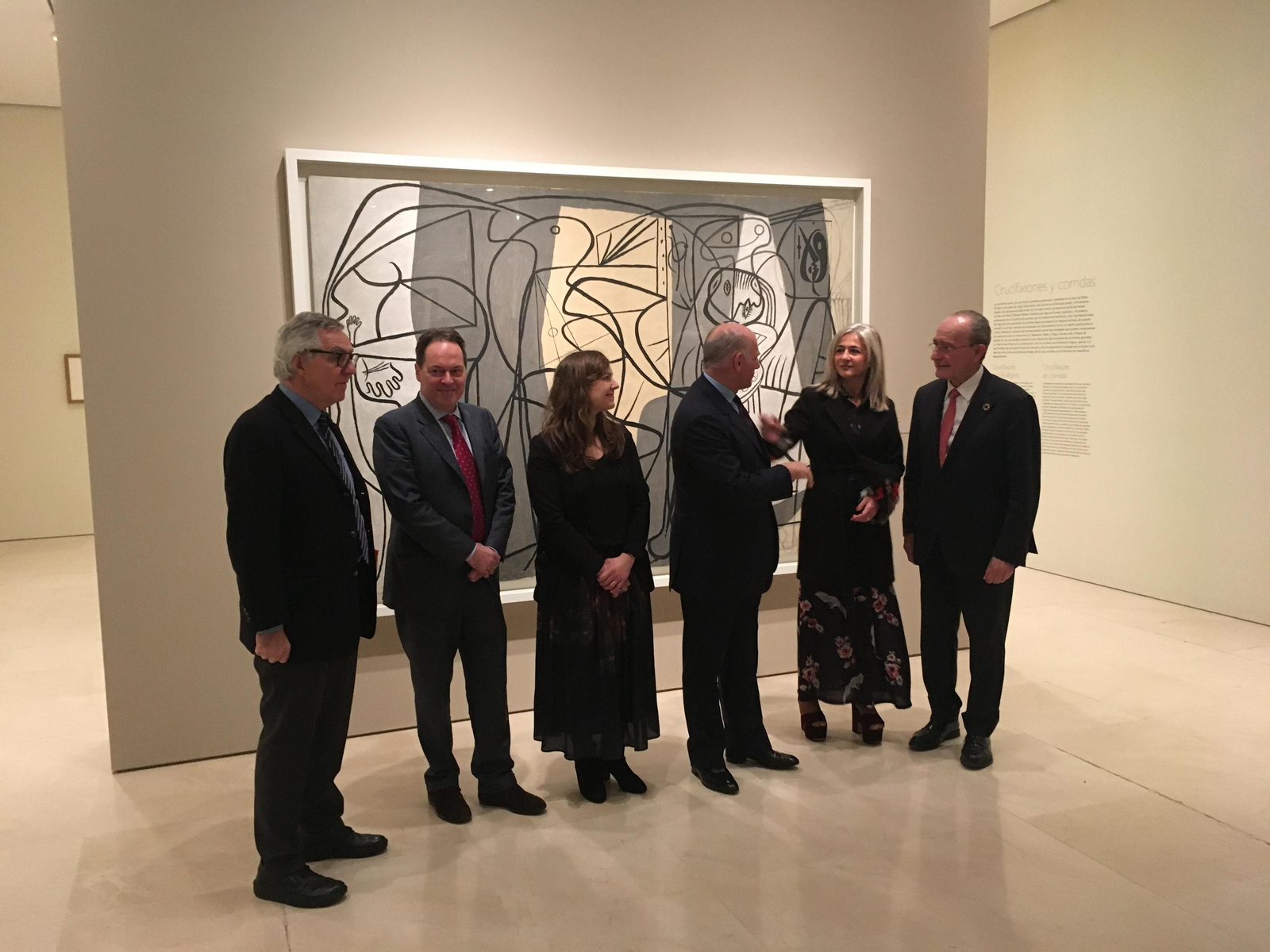 Bernard Ruiz-Picasso, Del Pozo, de la Torre, José Lebrero y los comisarios, este lunes, en el Museo Picasso.