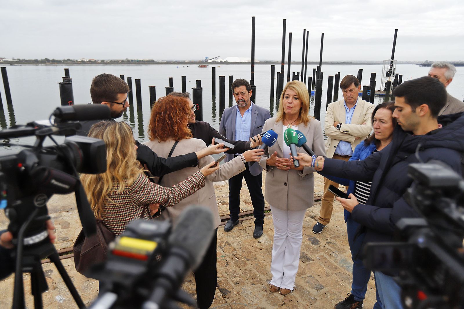 Imágenes de las obras de remodelación del Muelle de Levante.
