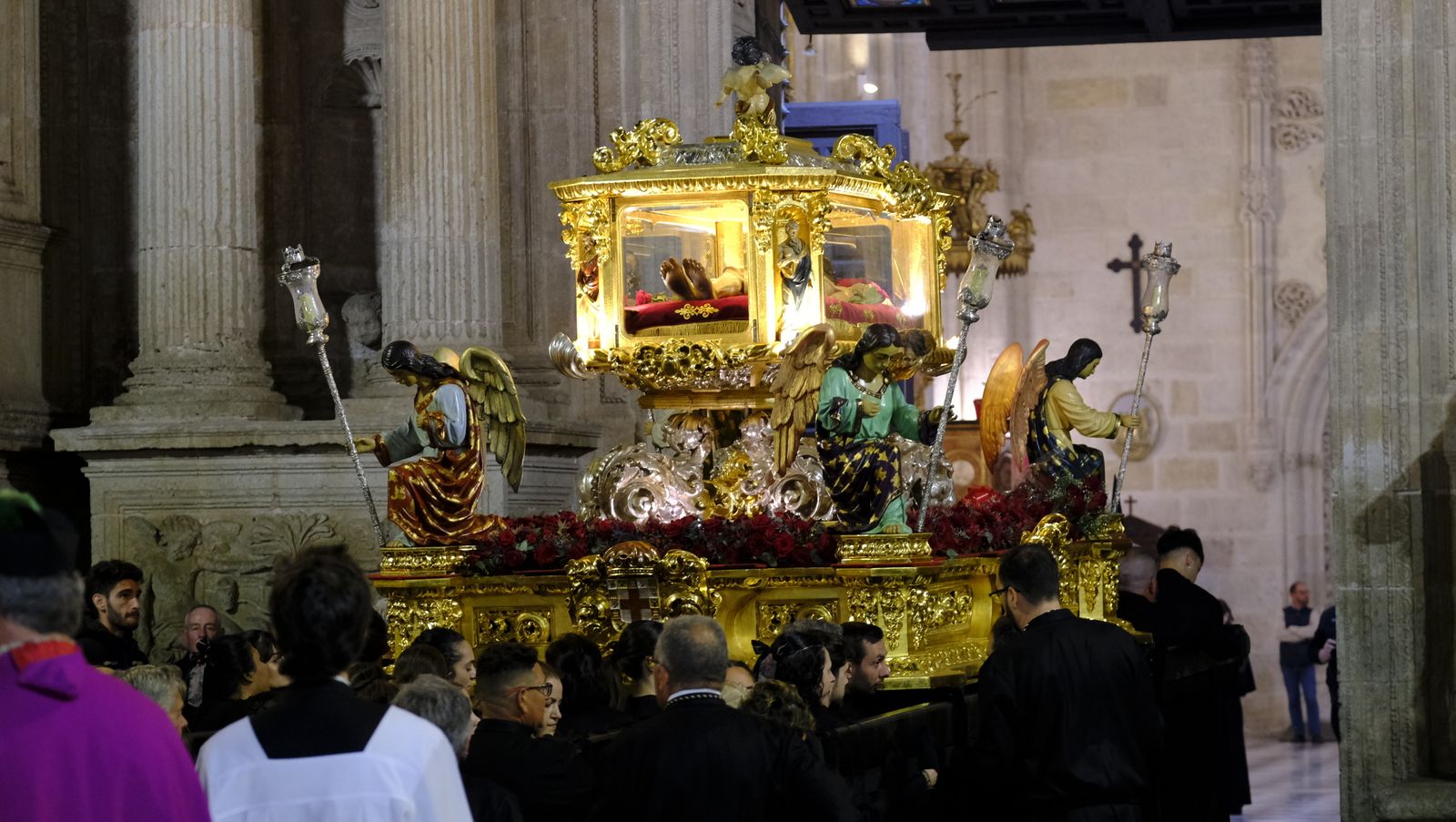 Las mejores imágenes del Santo Sepulcro, en Almería