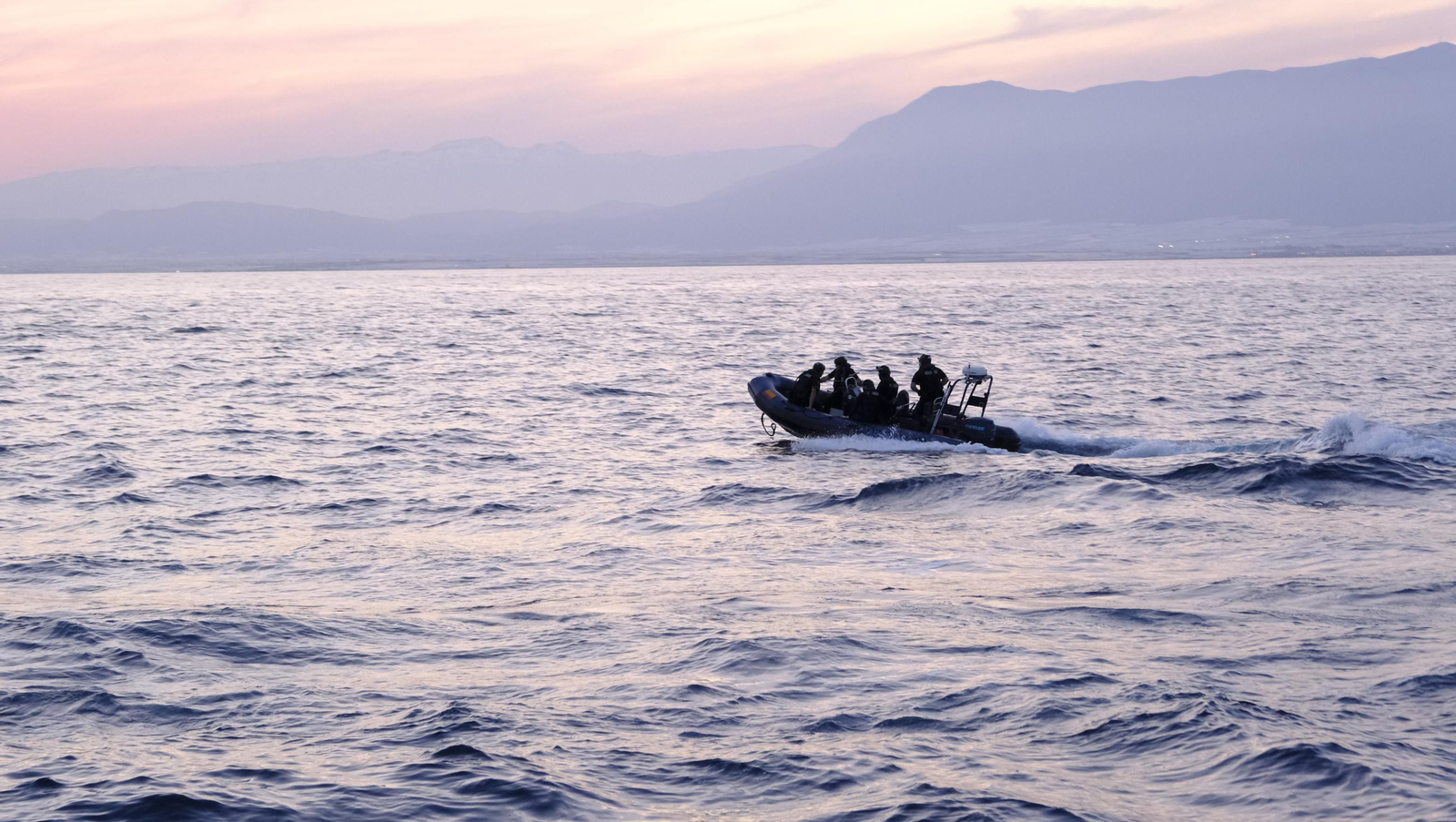 Imágenes de la vigilancia de la Agencia Tributaria en el mar