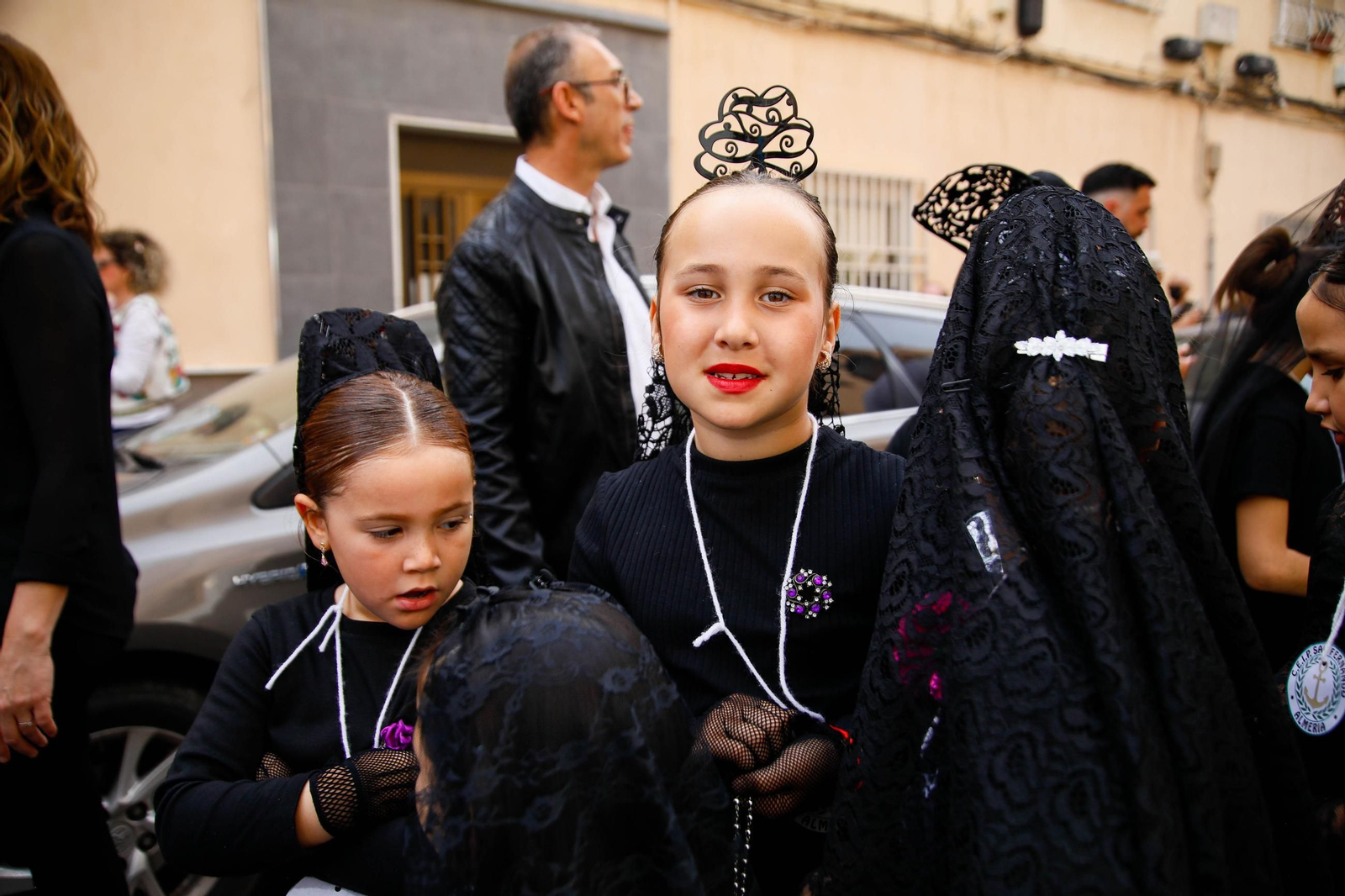 Las imágenes del CEIP San Fernando de El Zapillo de la ciudad de Almería en procesión en el viernes de dolores
