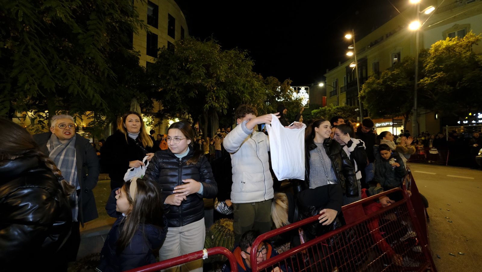 Fotogalería de la Cabalgata de Reyes Magos en Almería