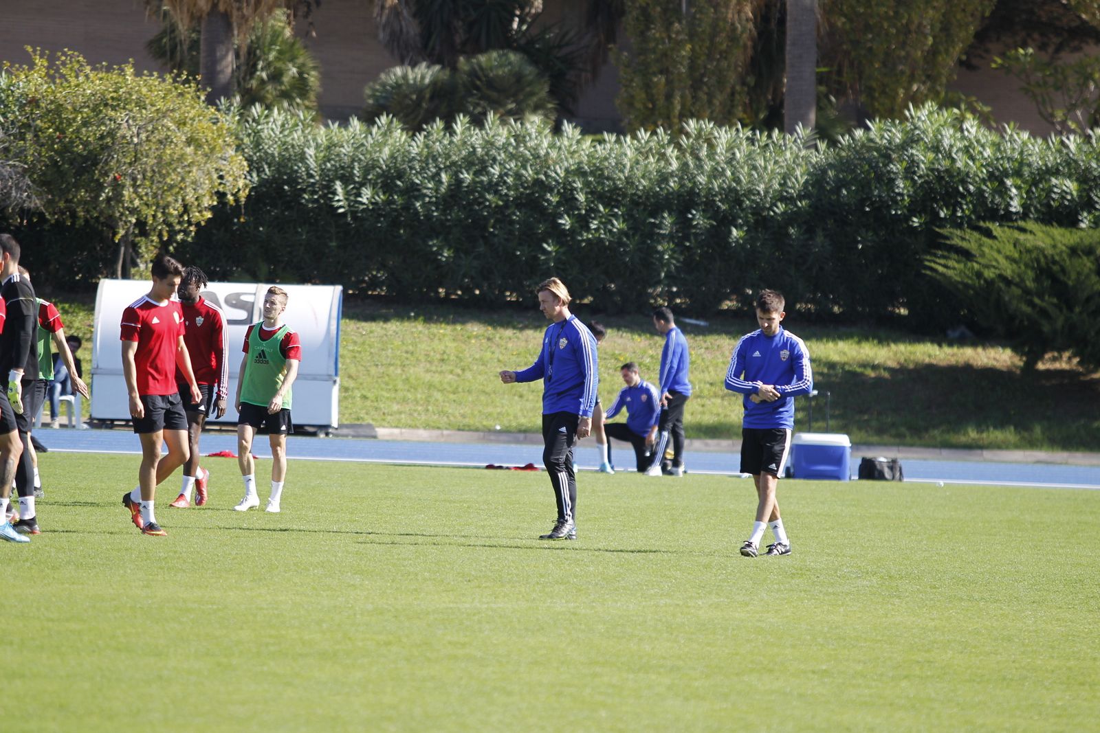 Fotogalería del entrenamiento del Almería 7-XI