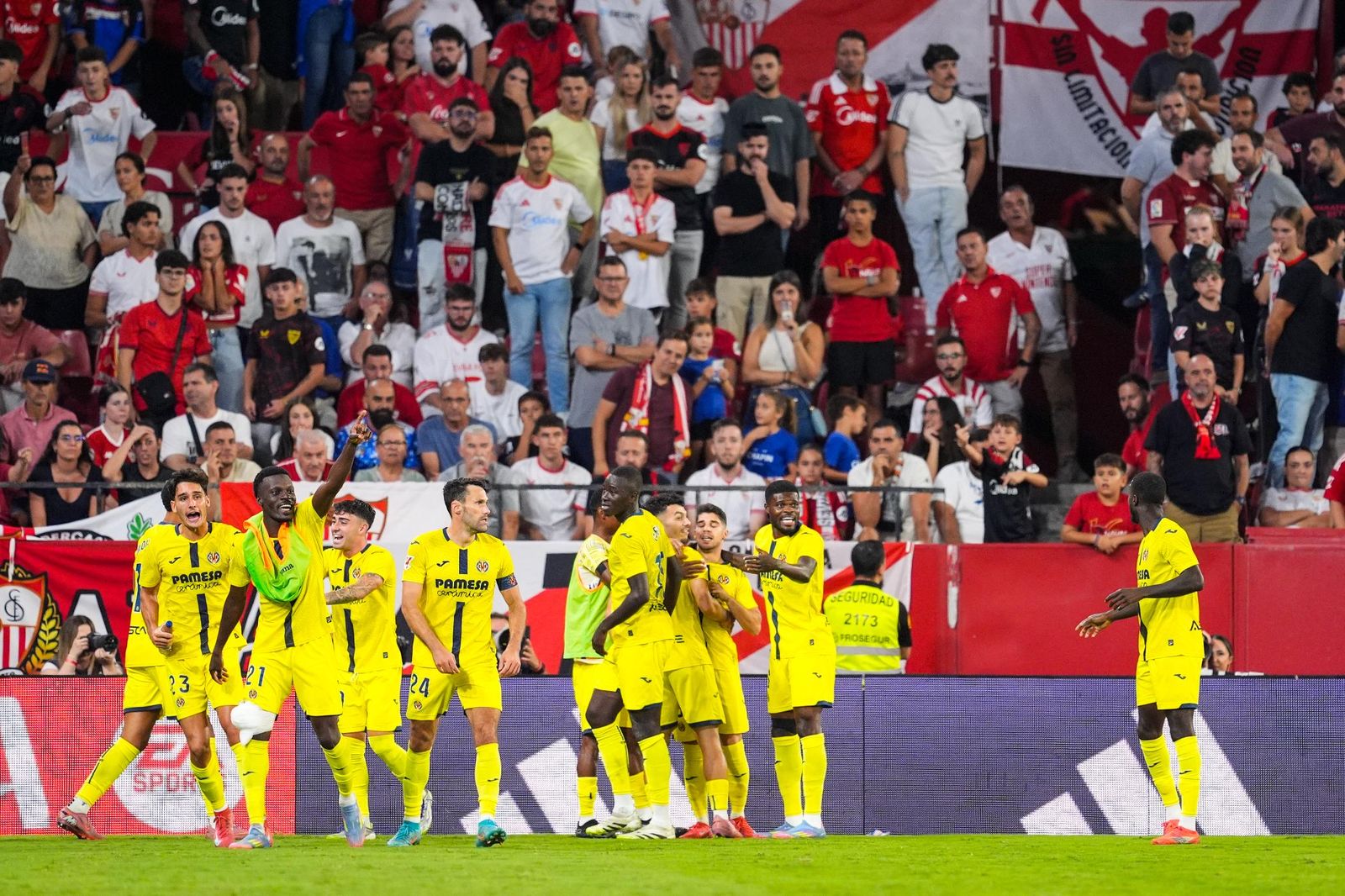 Las fotos del Sevilla-Villarreal