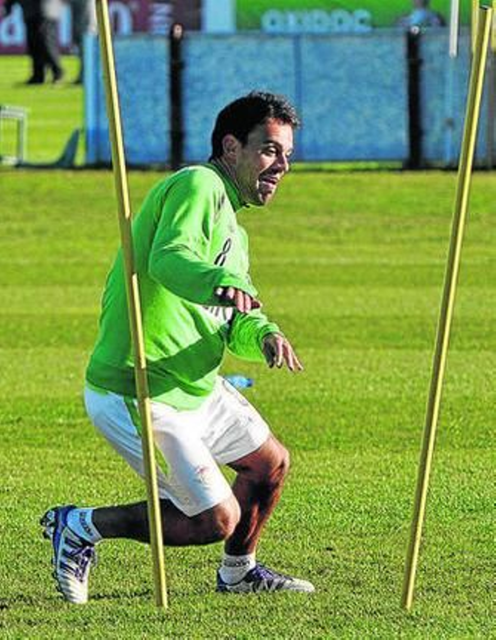 Matilla evita las picas en un entrenamiento.