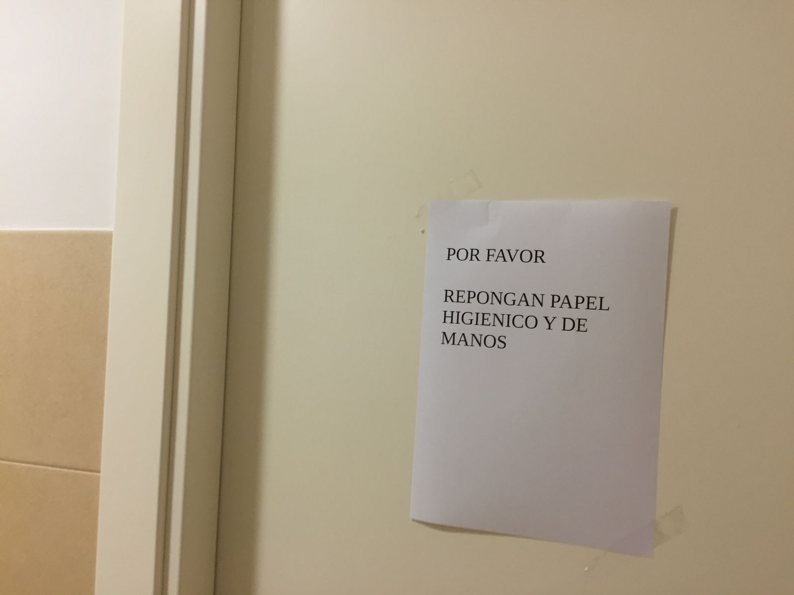 Mensaje en los servicios de la Clínica Forense