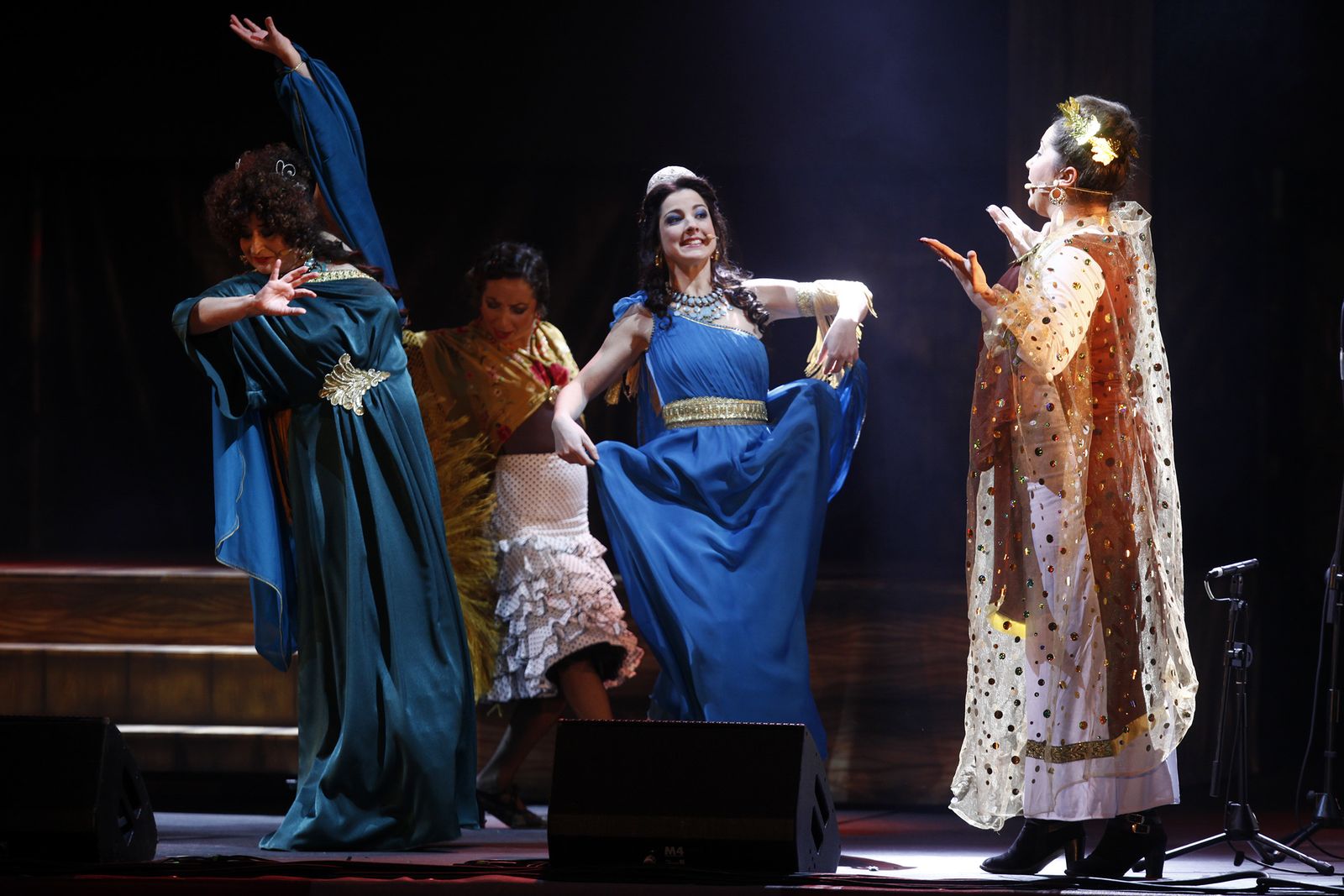 Las imágenes del pregón de Las Niñas de Cádiz