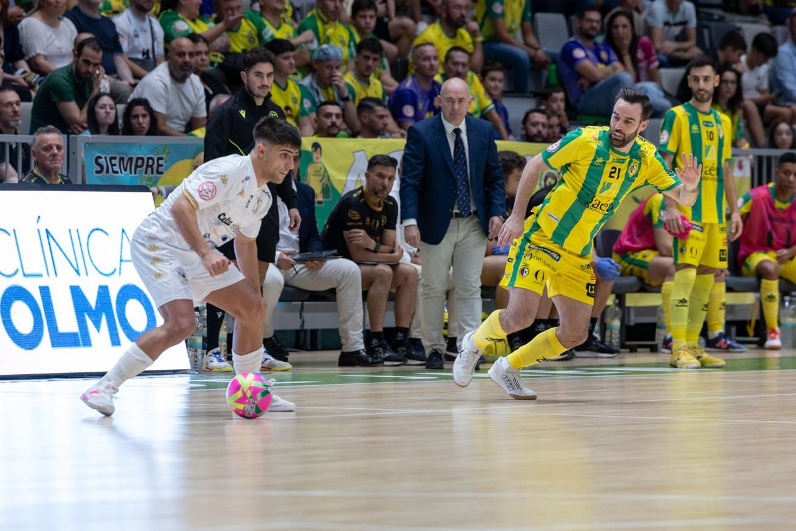 Las mejores imágenes de la amplia victoria del Jaén Paraíso Interior FS sobre O Parrulo Ferrol