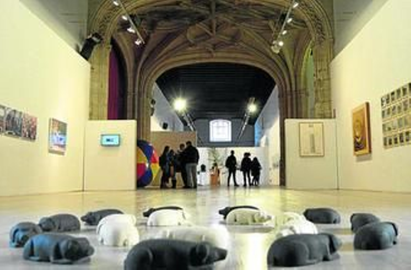 Una de las obras que se exponen en el Hospital Real.