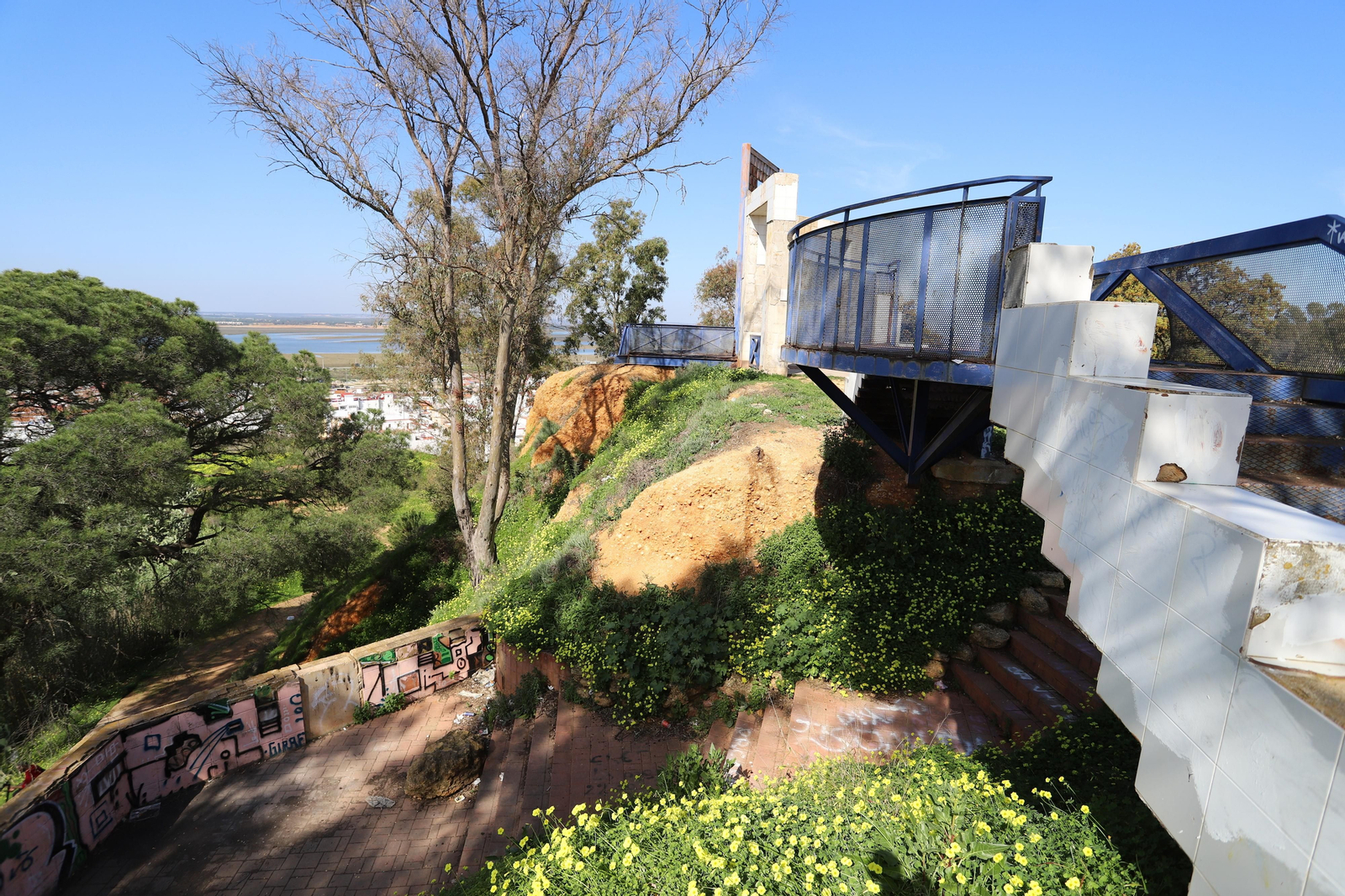 Imágenes del mirador del Conquero, de los cabezos y Fuentevieja