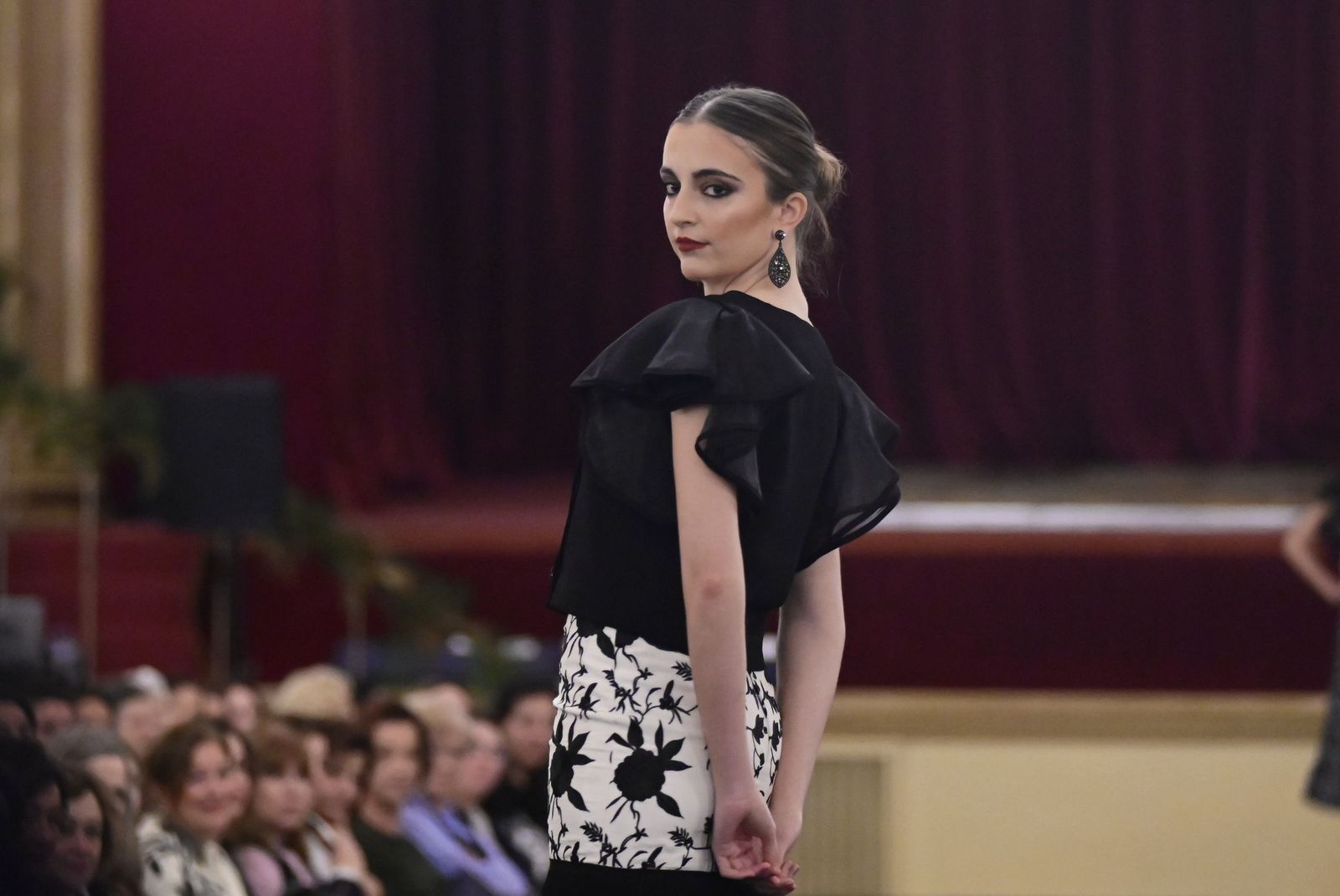 Moda flamenca solidaria con Sonrisa de Lunares en Córdoba