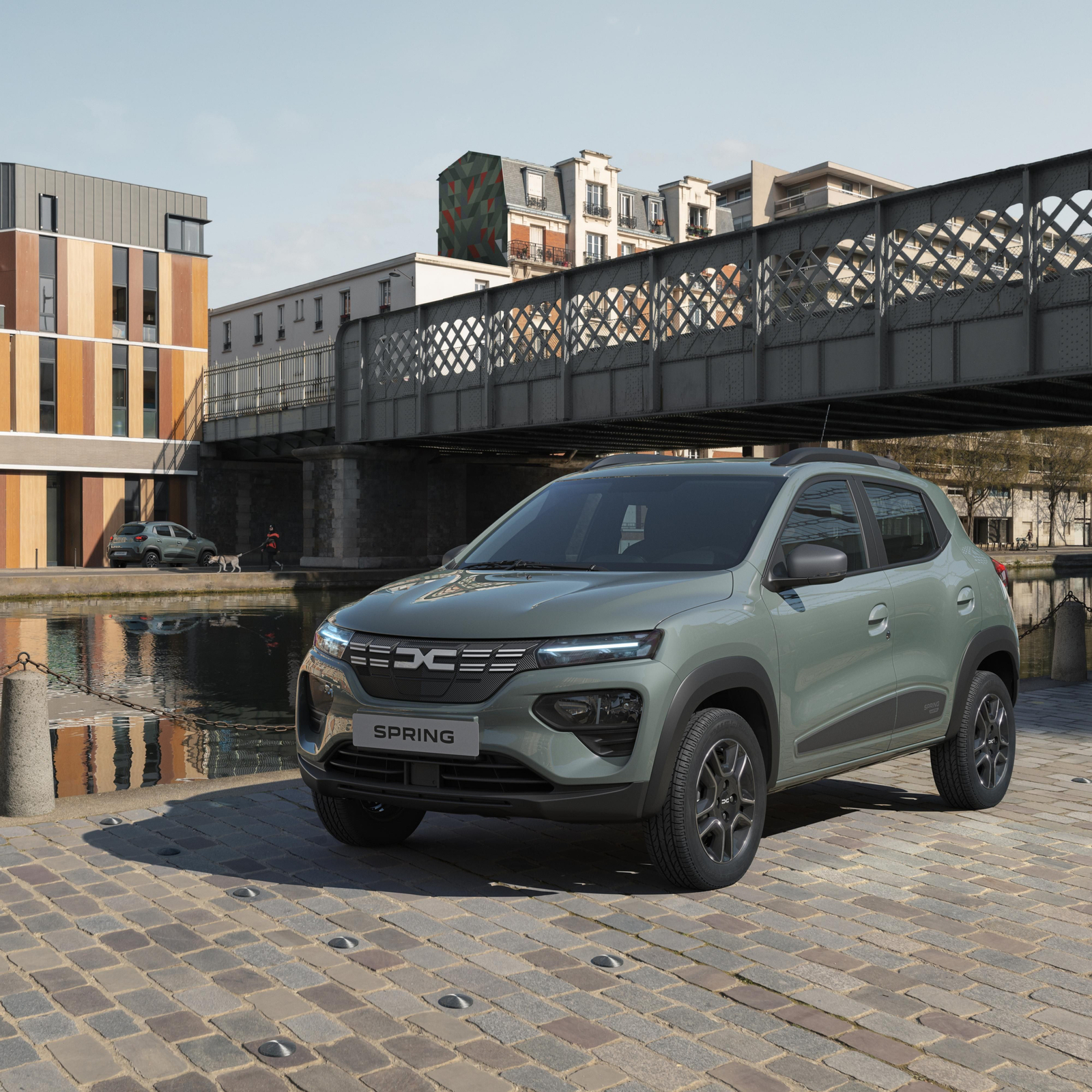 El Dacia Spring, el eléctrico más asequible del mercado, fue el coche preferido por los compradores en el mes de julio, captando un 13,1 por ciento de cuota de mercado. Tras el se situaron el Kia Niro, que en septiembre tendrá su sustituto; y el Citroën ë-C4.