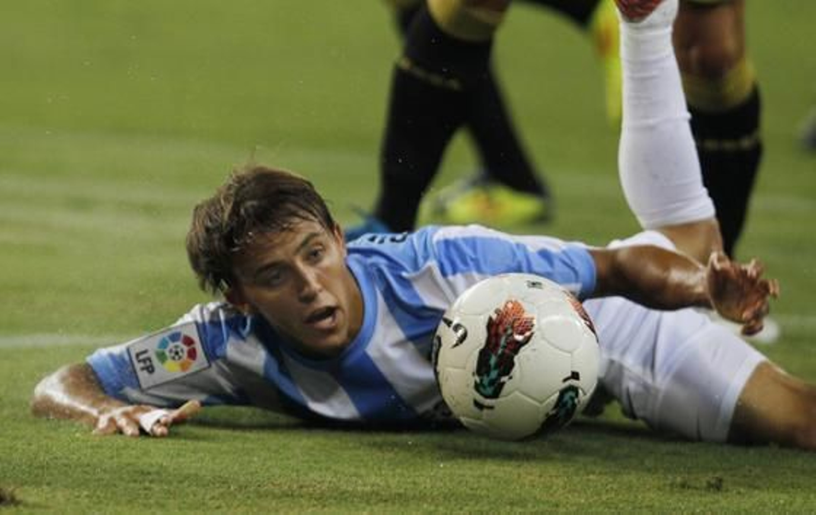 El Málaga de Pellegrini golea sin piedad al Granada.

Foto: Sergio Camacho