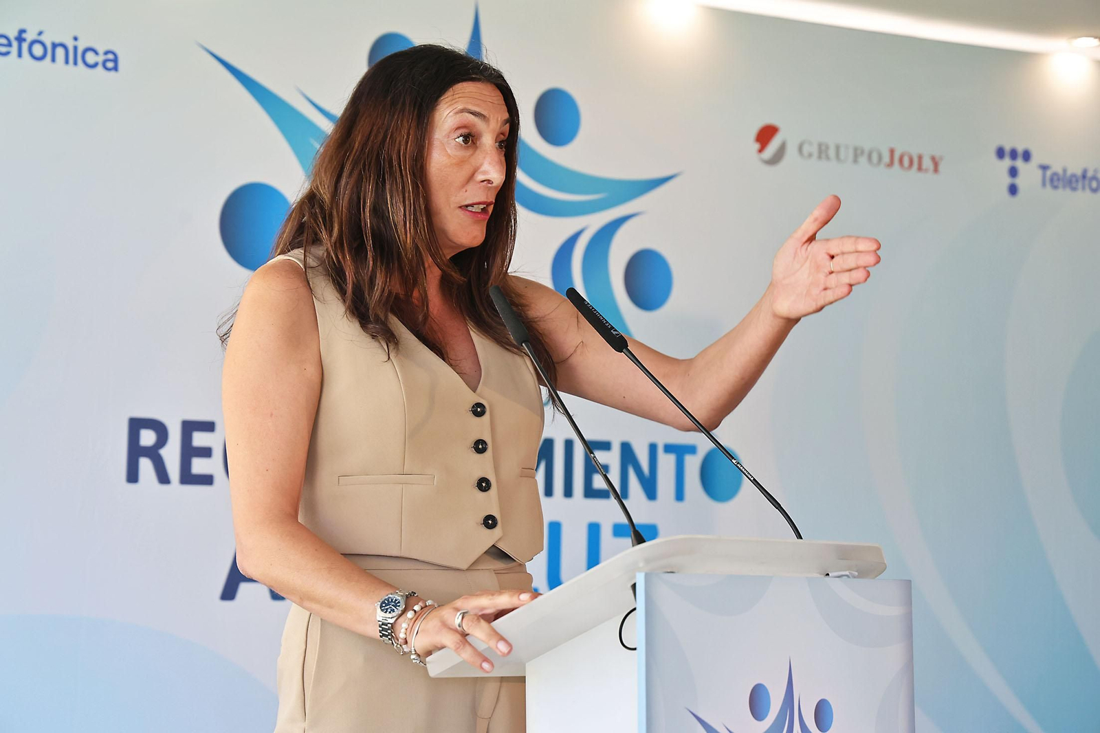 Imágenes del Acto de entrega del VI Premio Reconocimiento Andaluz a Carolina Marín, campeona olímpica de bádminton