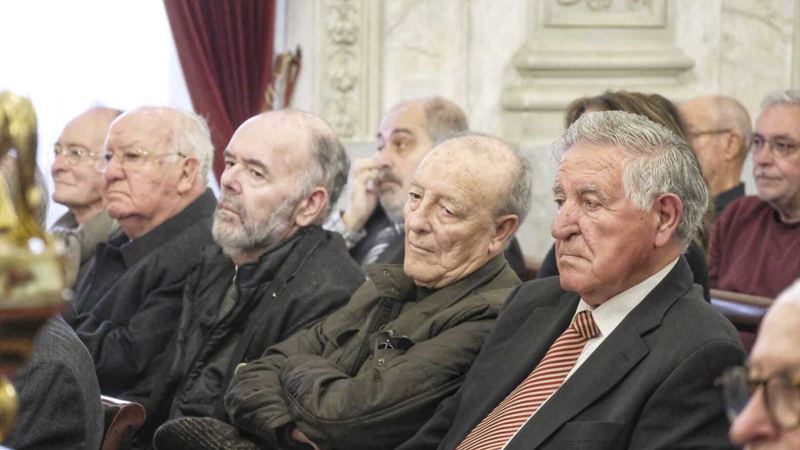 El pleno homenaje a Carlos Díaz en Cádiz, en imágenes