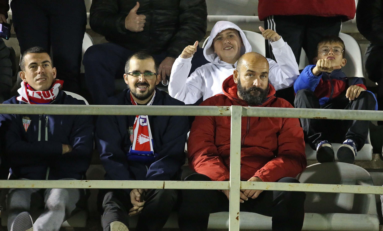 Búscate en el Nuevo Mirador durante el Algeciras - Atlético de Madrid B