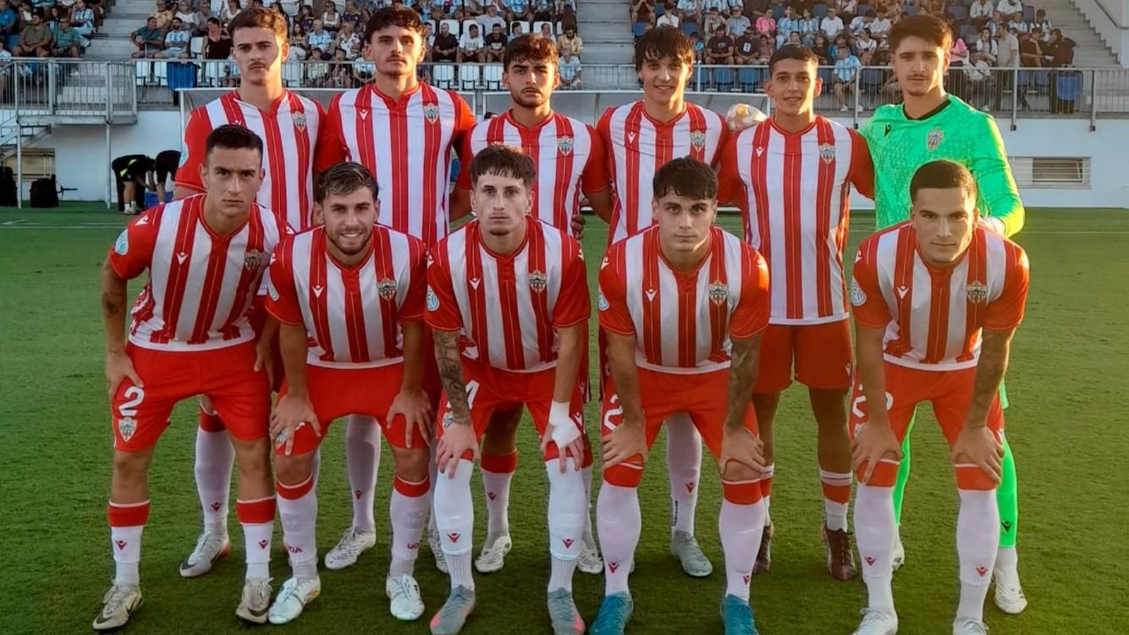 Once inicial del equipo rojiblanco en su encuentro ante los malagueños.