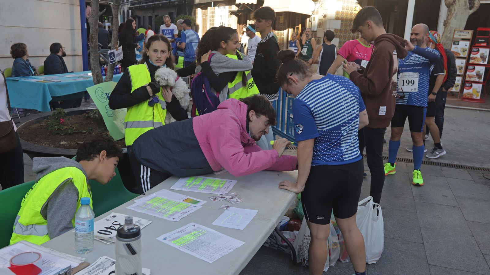Fotos de la IX Carrera Popular de la Inmaculada en La Línea