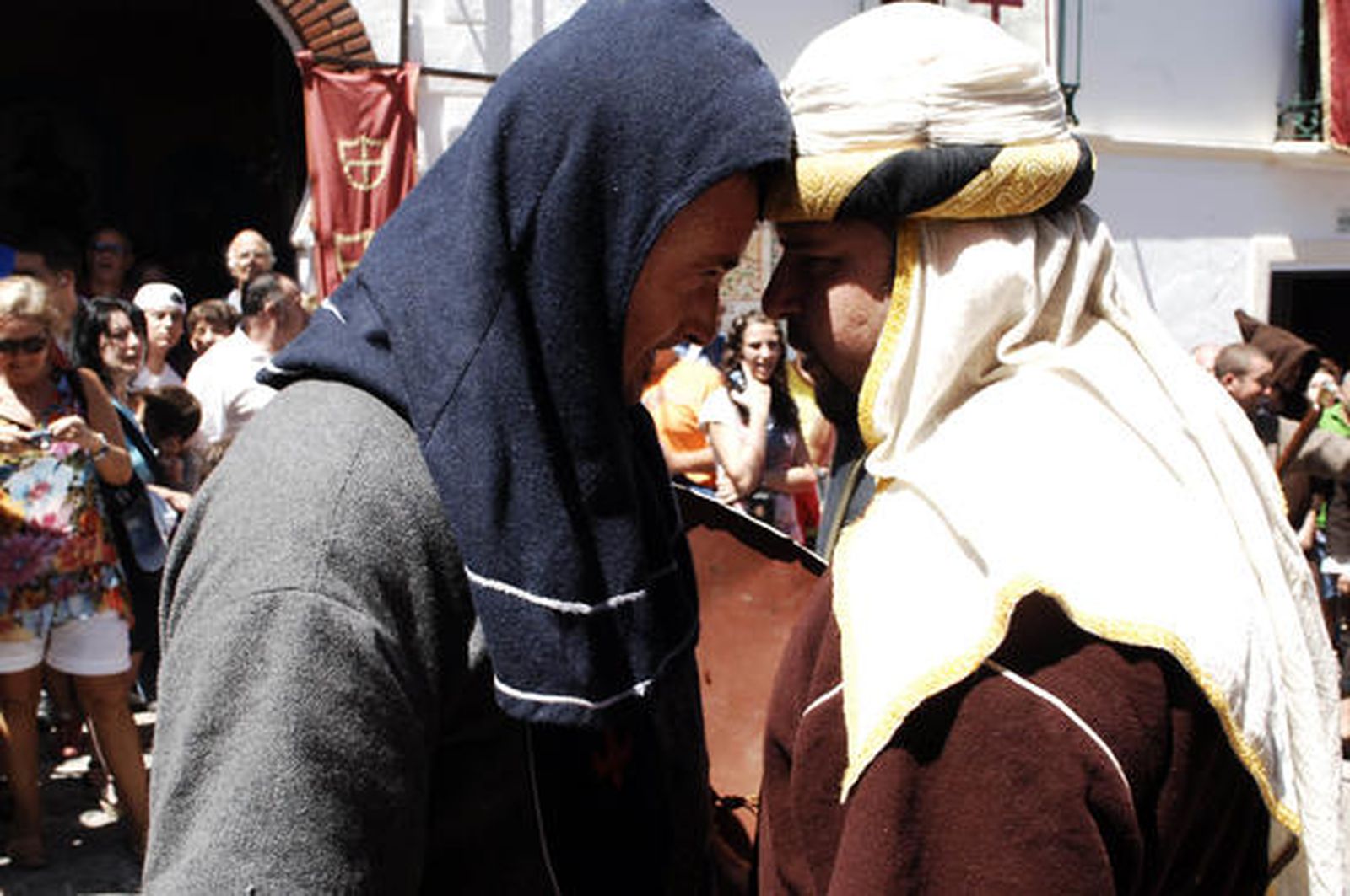 Benamahoma recrea la lucha entre ambos grupos durante la Reconquista en el fin de semana

Foto: Ramon Aguilar