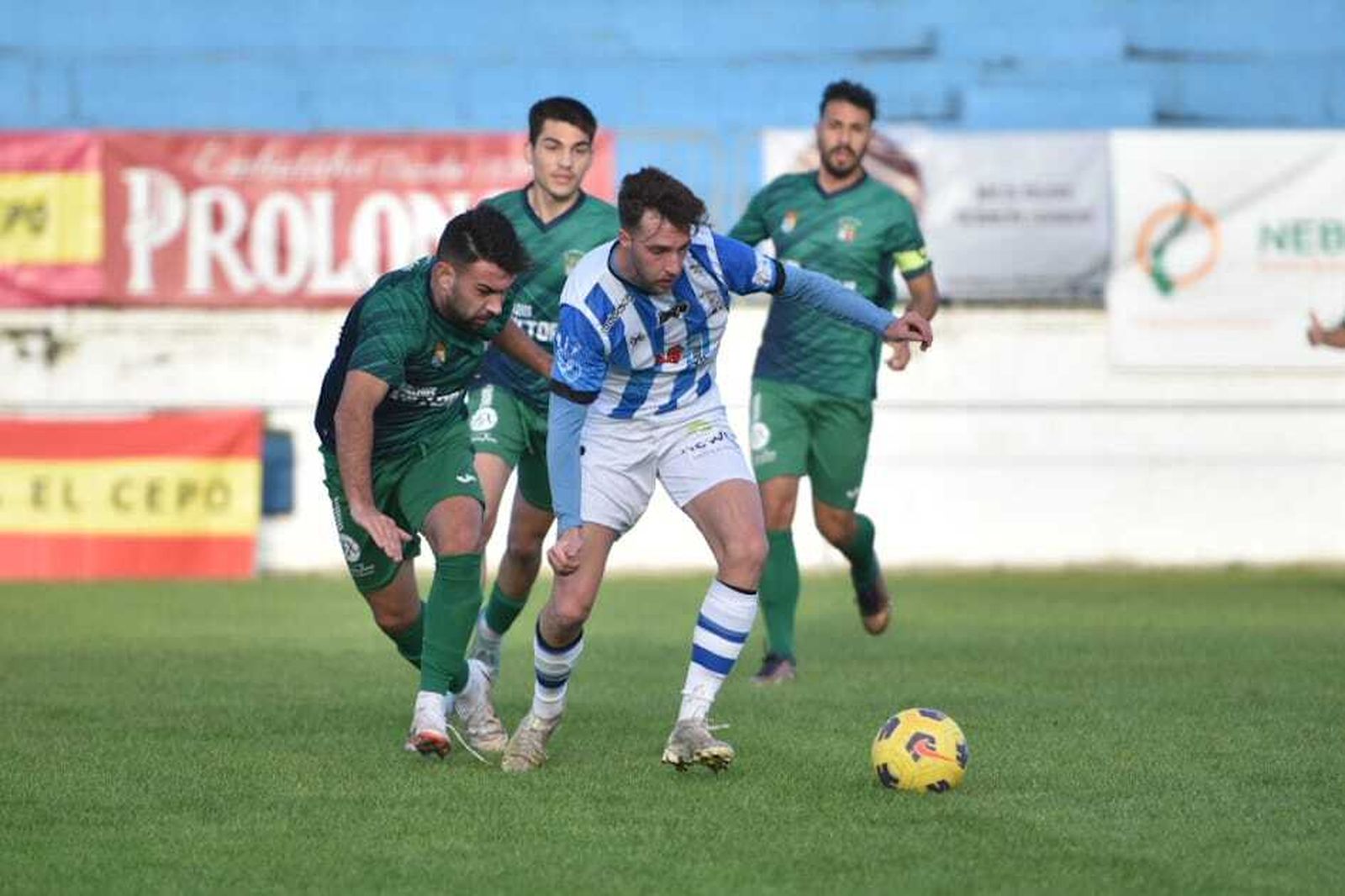 Las imágenes de la victoria del Guadalcacín ante el Jerez Industrial (0-1)