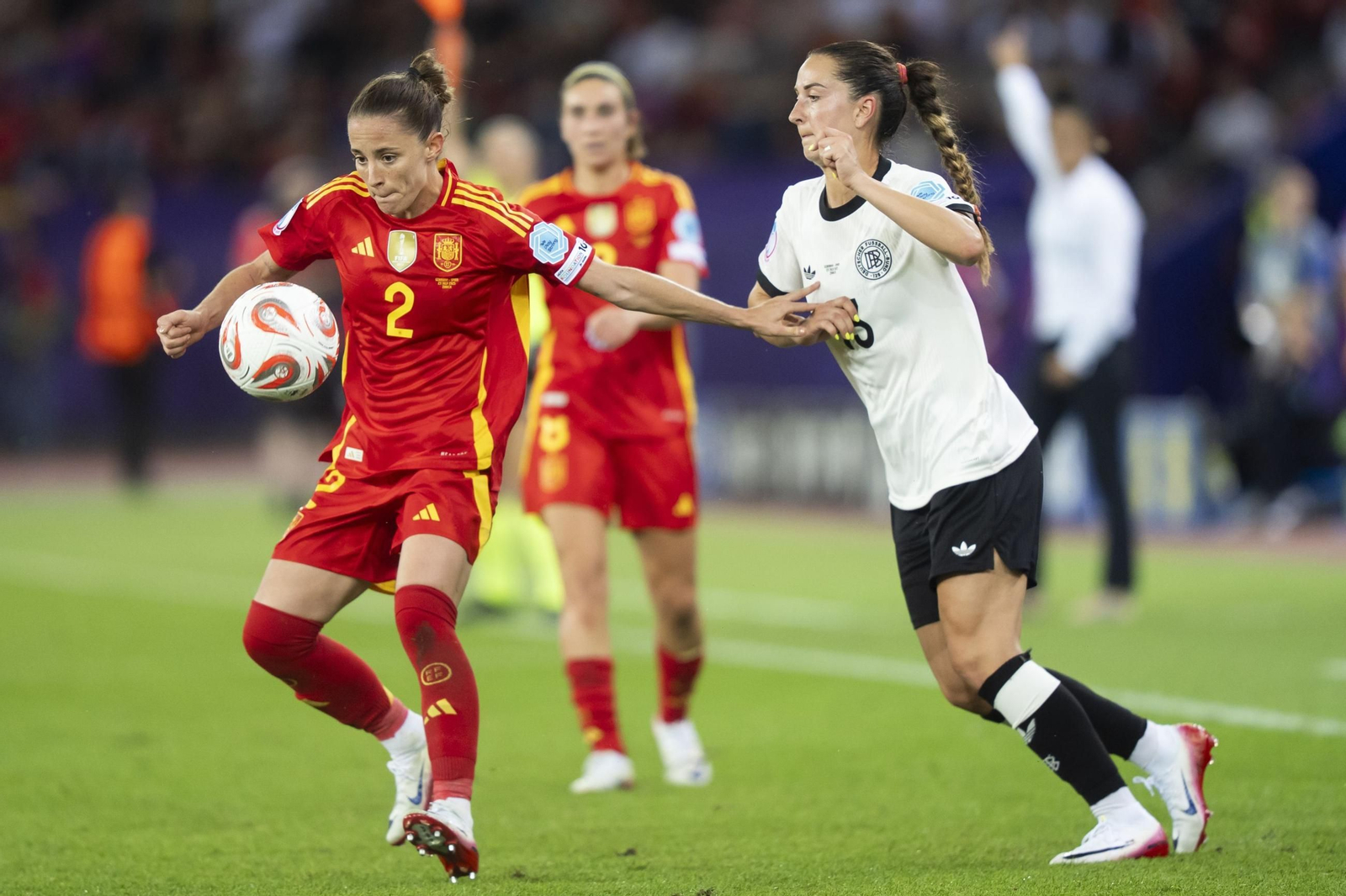 Las mejores imágenes de la semifinal Alemania-España de la Eurocopa femenina
