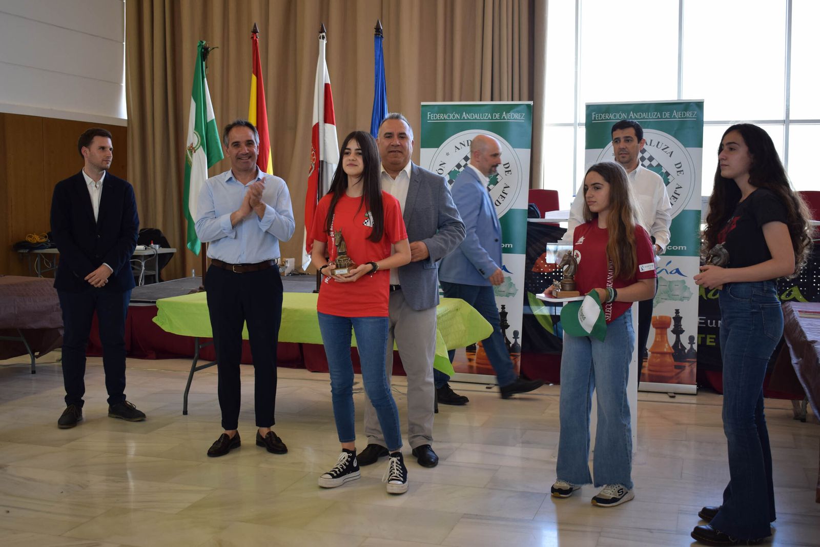 Entrega de premios en categoría femenina, con el triunfo de una almeriense en sub 16.