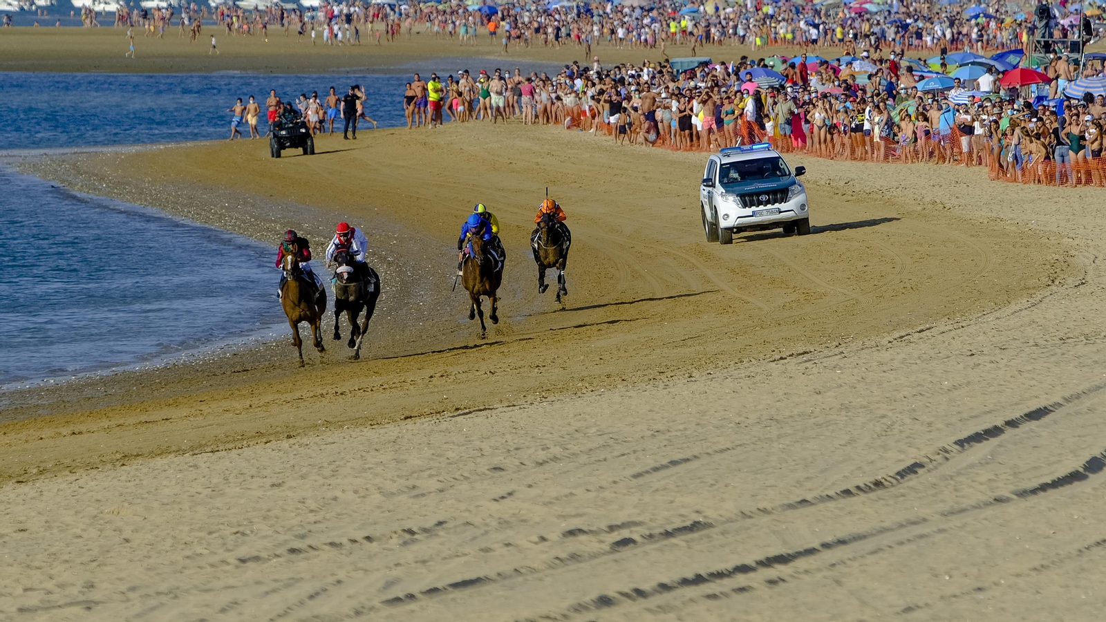 Las carreras de caballos en Sanlúcar en imágenes.