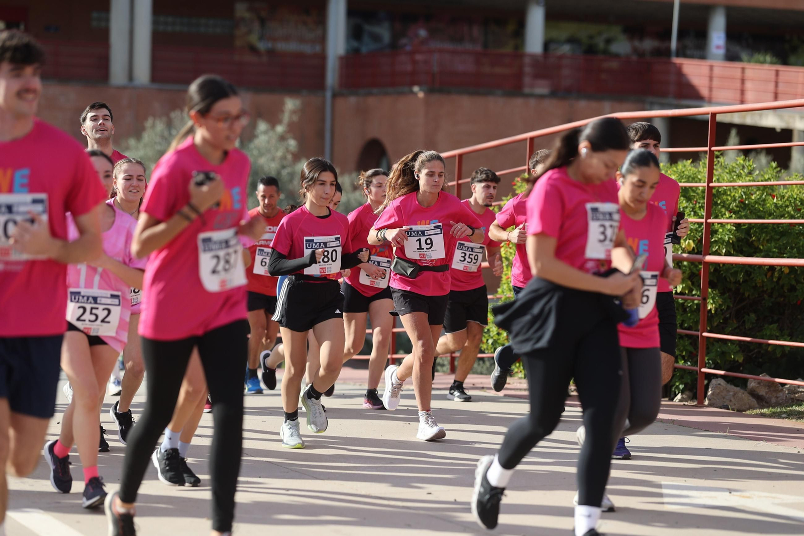 La carrera solidaria We Run de la UMA, en fotos