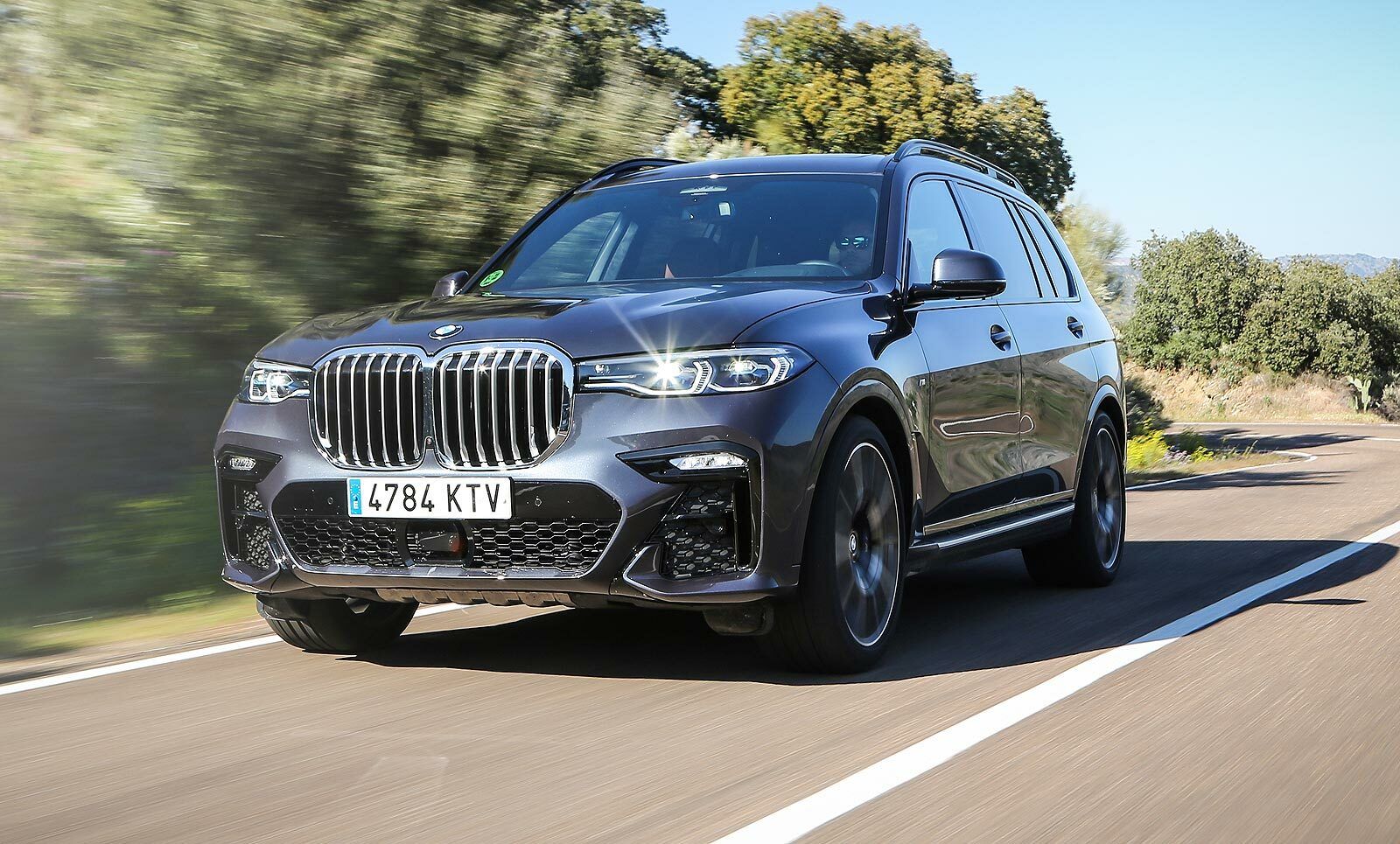 El BMW X7 es un rival del Audi Q7 y Mercedes GLS, entre otros.