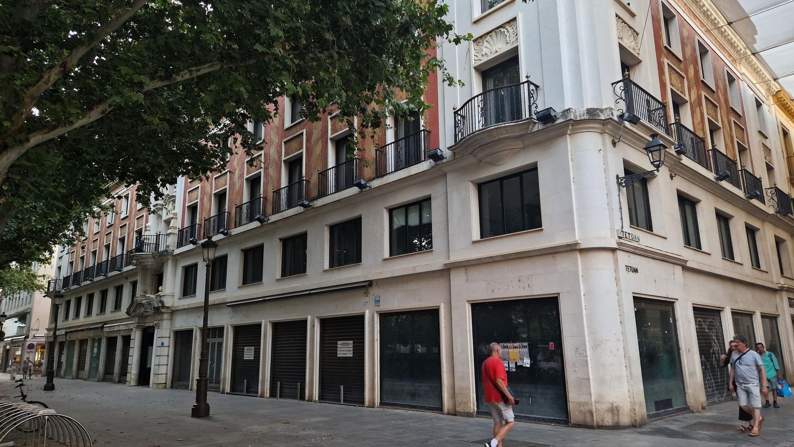 Edificio de la Plaza Nueva de Sevilla, adquirido por Blasson Property al fondo británico Shaftesbury Edificio de la Plaza Nueva de Sevilla, adquirido por Blasson Property al fondo británico Shaftesbury