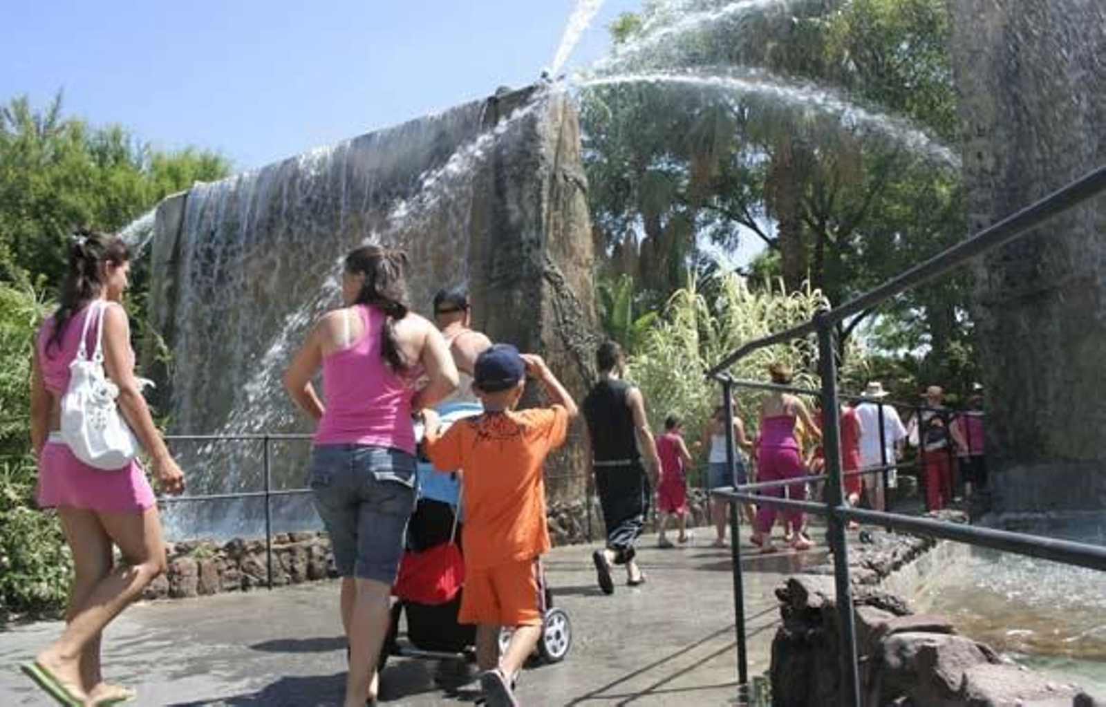 Isla Mágica recibe un 5% más de visitas hasta julio